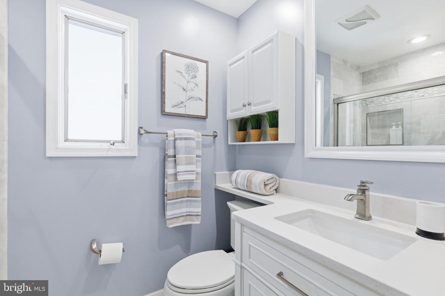 6728 HOPEWELL AVE, SPRINGFIELD, Virginia 22151, 4 Bedrooms Bedrooms, ,2 BathroomsBathrooms,Residential,For sale,6728 HOPEWELL AVE,VAFX2288756 MLS # VAFX2288756