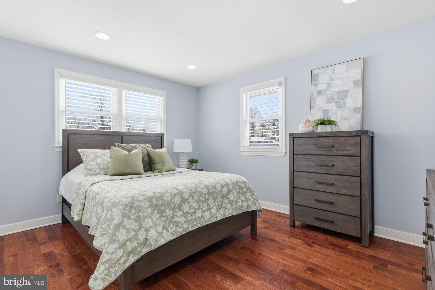 6728 HOPEWELL AVE, SPRINGFIELD, Virginia 22151, 4 Bedrooms Bedrooms, ,2 BathroomsBathrooms,Residential,For sale,6728 HOPEWELL AVE,VAFX2288756 MLS # VAFX2288756