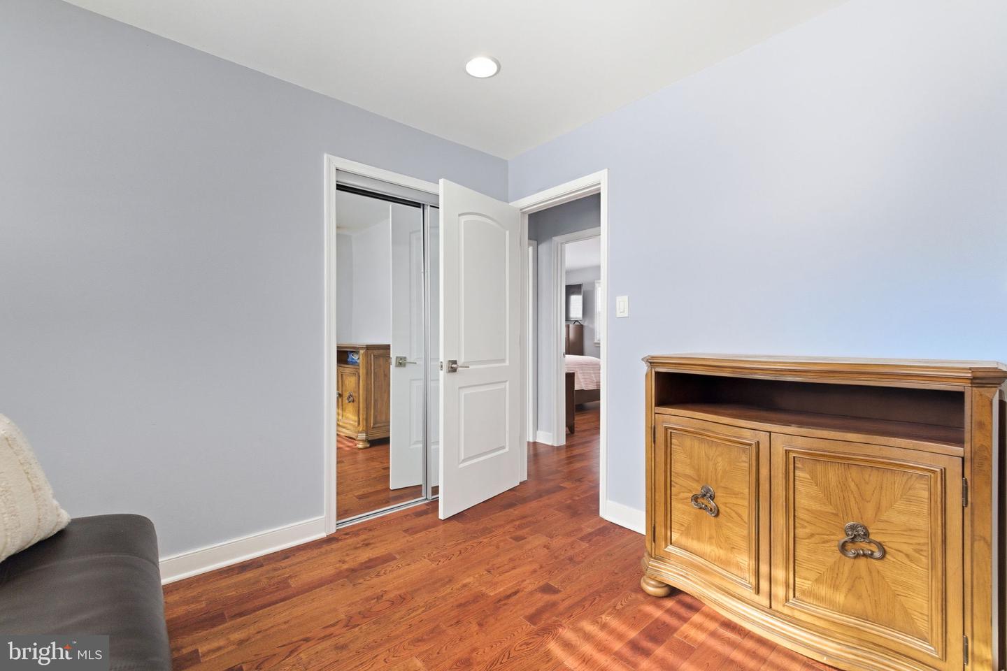 6728 HOPEWELL AVE, SPRINGFIELD, Virginia 22151, 4 Bedrooms Bedrooms, ,2 BathroomsBathrooms,Residential,For sale,6728 HOPEWELL AVE,VAFX2288756 MLS # VAFX2288756