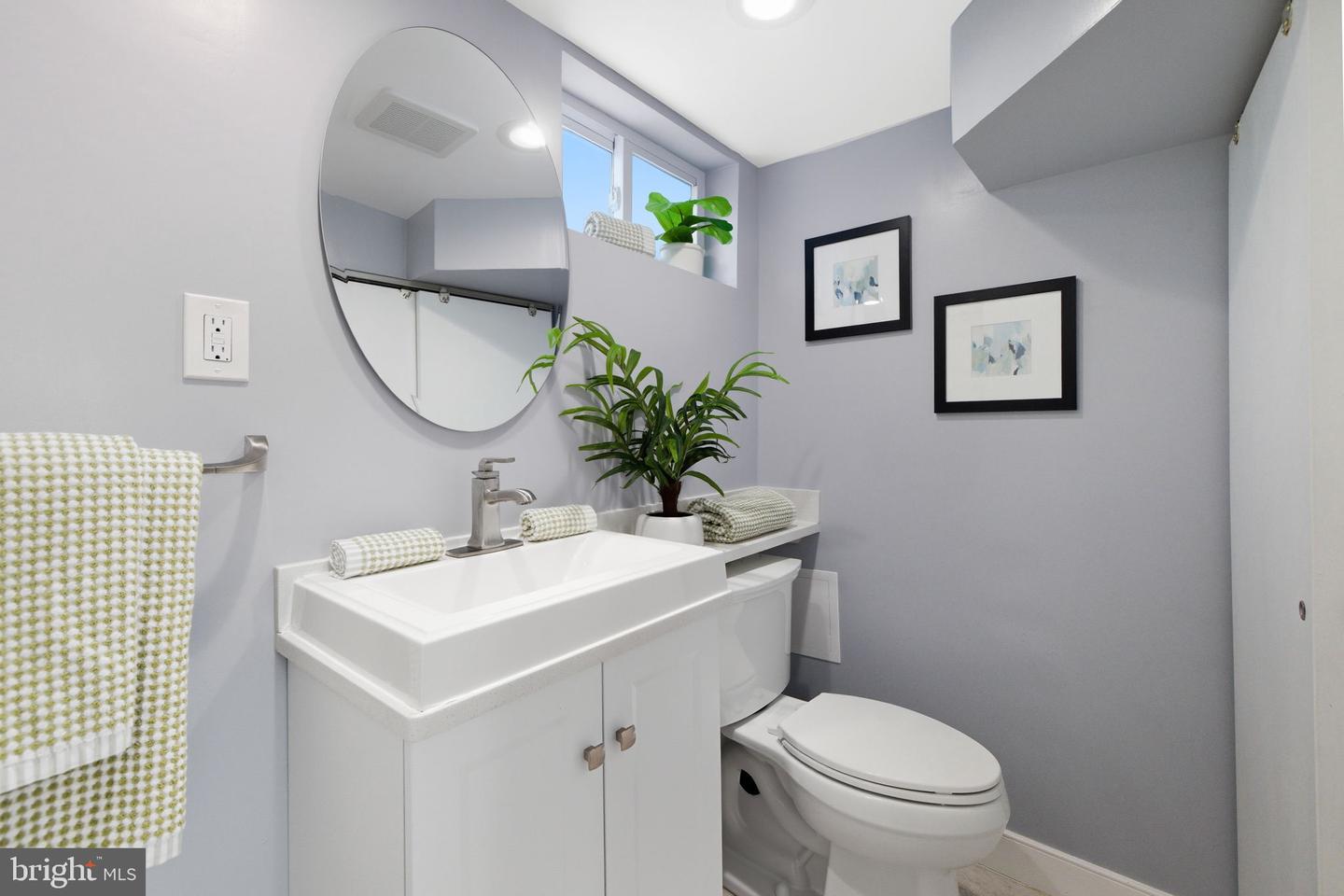 6728 HOPEWELL AVE, SPRINGFIELD, Virginia 22151, 4 Bedrooms Bedrooms, ,2 BathroomsBathrooms,Residential,For sale,6728 HOPEWELL AVE,VAFX2288756 MLS # VAFX2288756