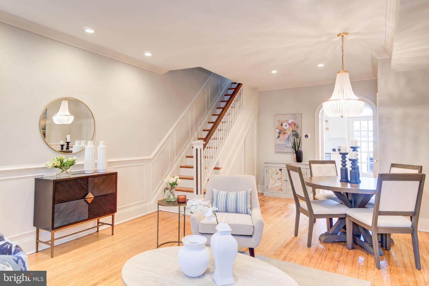 129 E ST SE, WASHINGTON, District Of Columbia 20003, 2 Bedrooms Bedrooms, ,2 BathroomsBathrooms,Residential,For sale,129 E ST SE,DCDC2244454 MLS # DCDC2244454