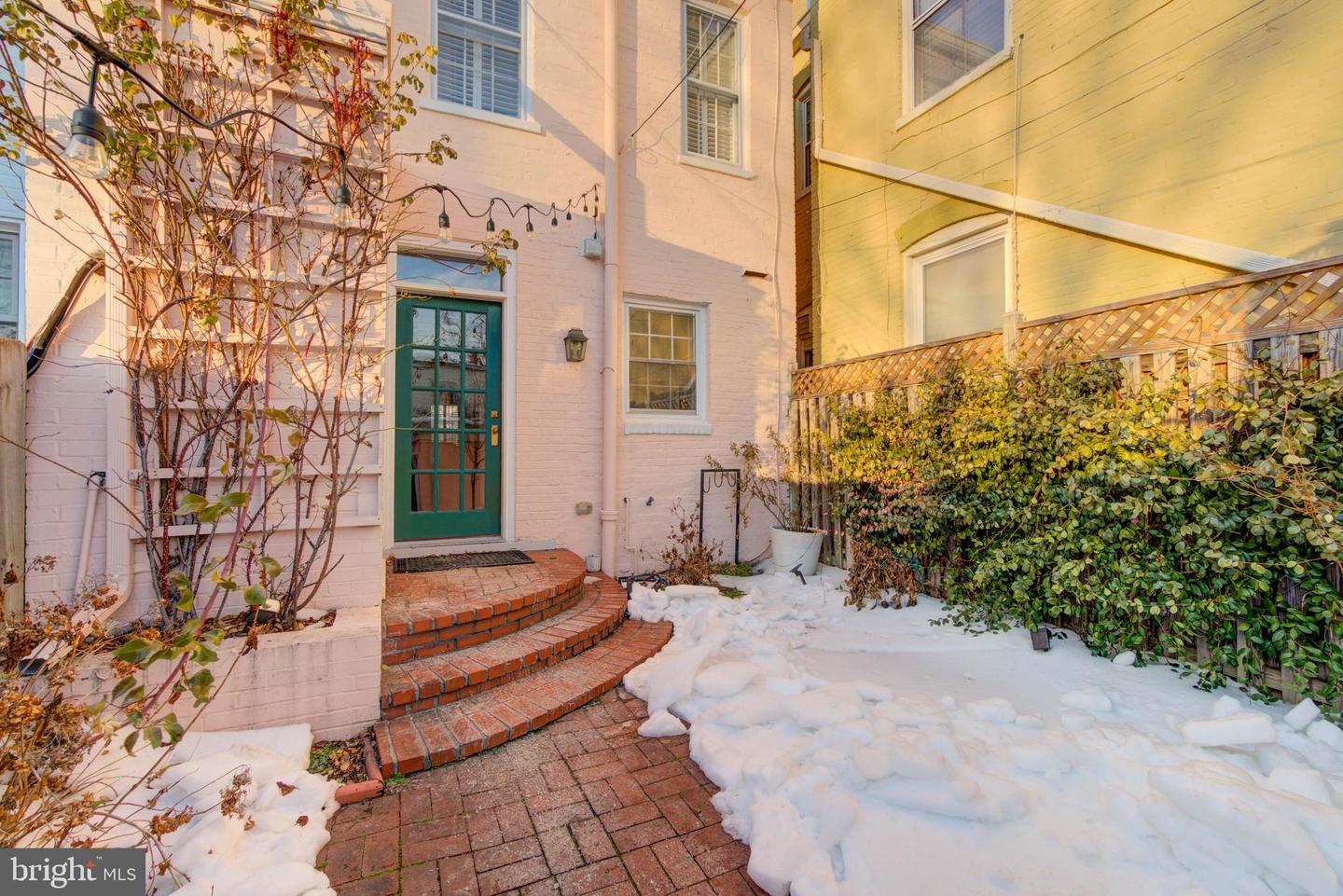 129 E ST SE, WASHINGTON, District Of Columbia 20003, 2 Bedrooms Bedrooms, ,2 BathroomsBathrooms,Residential,For sale,129 E ST SE,DCDC2244454 MLS # DCDC2244454