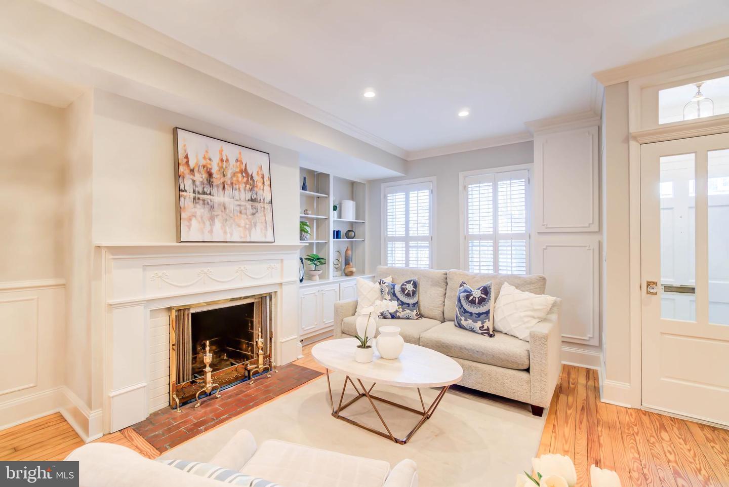 129 E ST SE, WASHINGTON, District Of Columbia 20003, 2 Bedrooms Bedrooms, ,2 BathroomsBathrooms,Residential,For sale,129 E ST SE,DCDC2244454 MLS # DCDC2244454