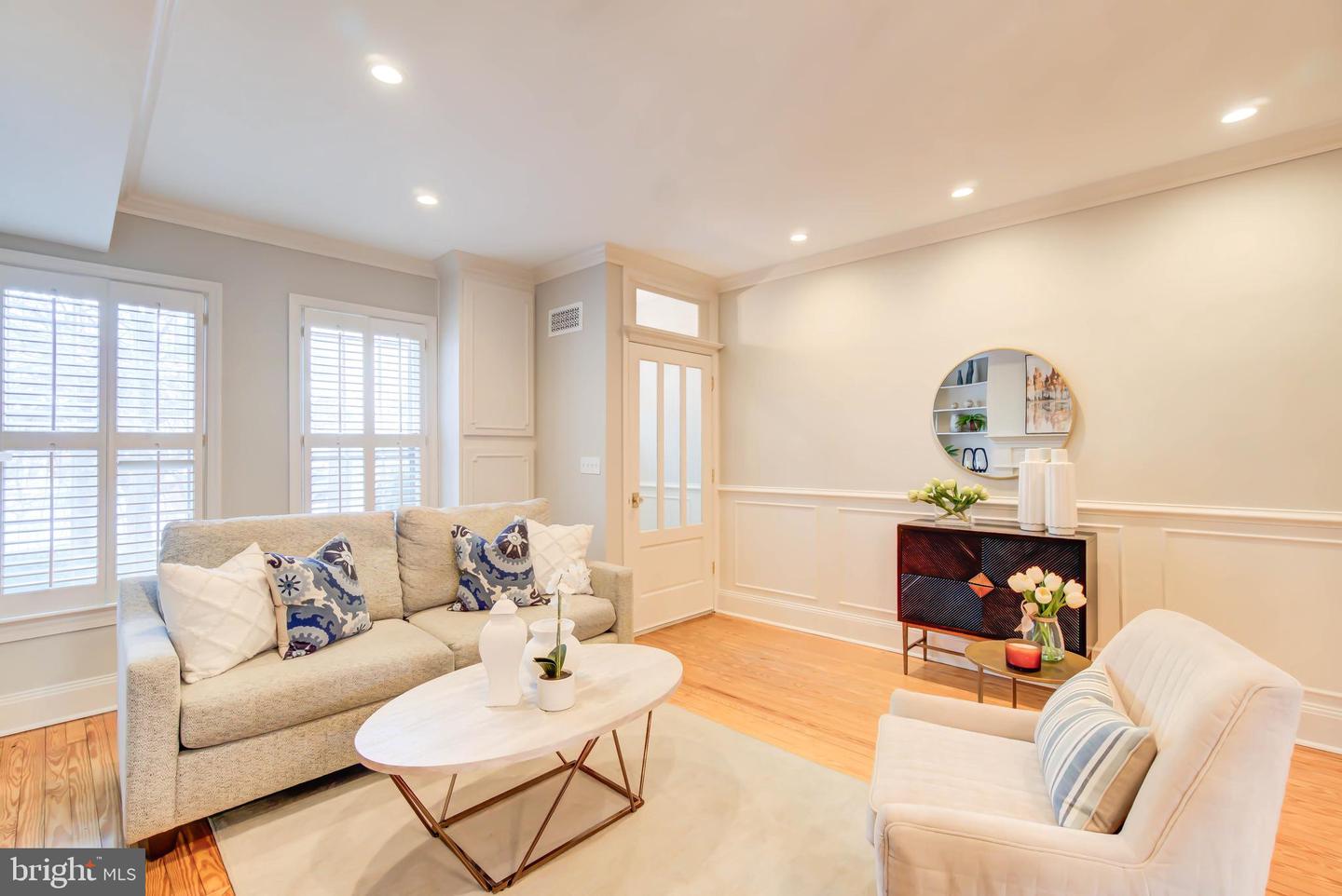 129 E ST SE, WASHINGTON, District Of Columbia 20003, 2 Bedrooms Bedrooms, ,2 BathroomsBathrooms,Residential,For sale,129 E ST SE,DCDC2244454 MLS # DCDC2244454