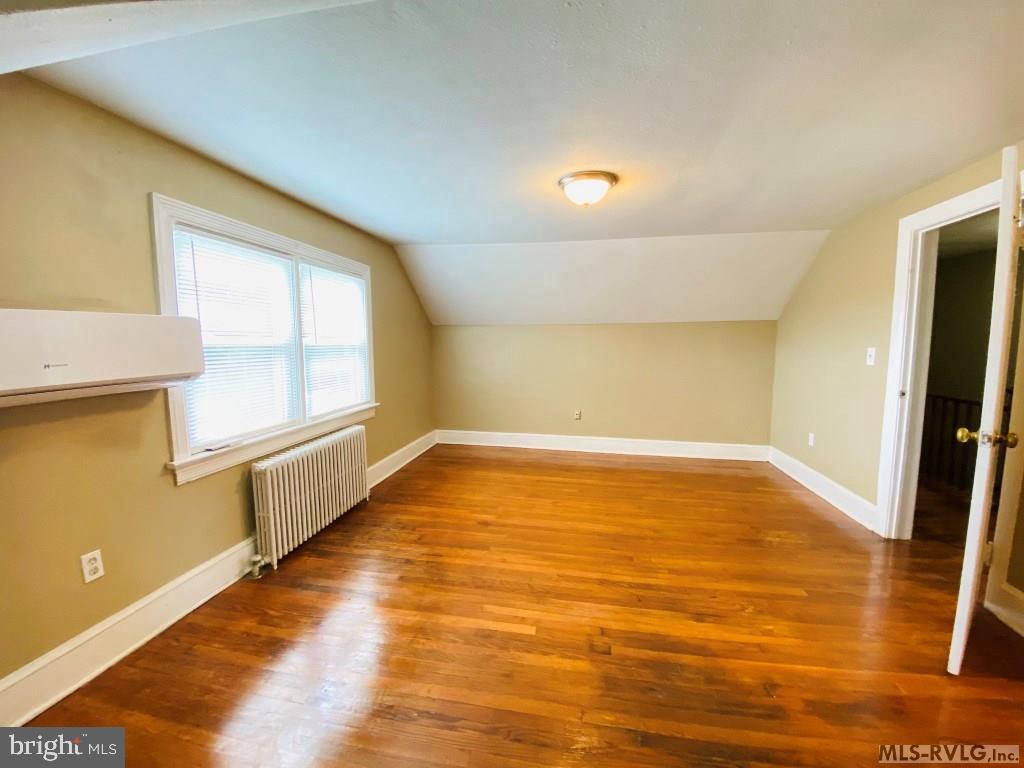 190 MAIN ST, BRODNAX, Virginia 23920, 4 Bedrooms Bedrooms, 13 Rooms Rooms,2 BathroomsBathrooms,Residential,For sale,190 MAIN ST,VABW2000098 MLS # VABW2000098