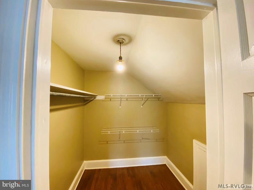 190 MAIN ST, BRODNAX, Virginia 23920, 4 Bedrooms Bedrooms, 13 Rooms Rooms,2 BathroomsBathrooms,Residential,For sale,190 MAIN ST,VABW2000098 MLS # VABW2000098