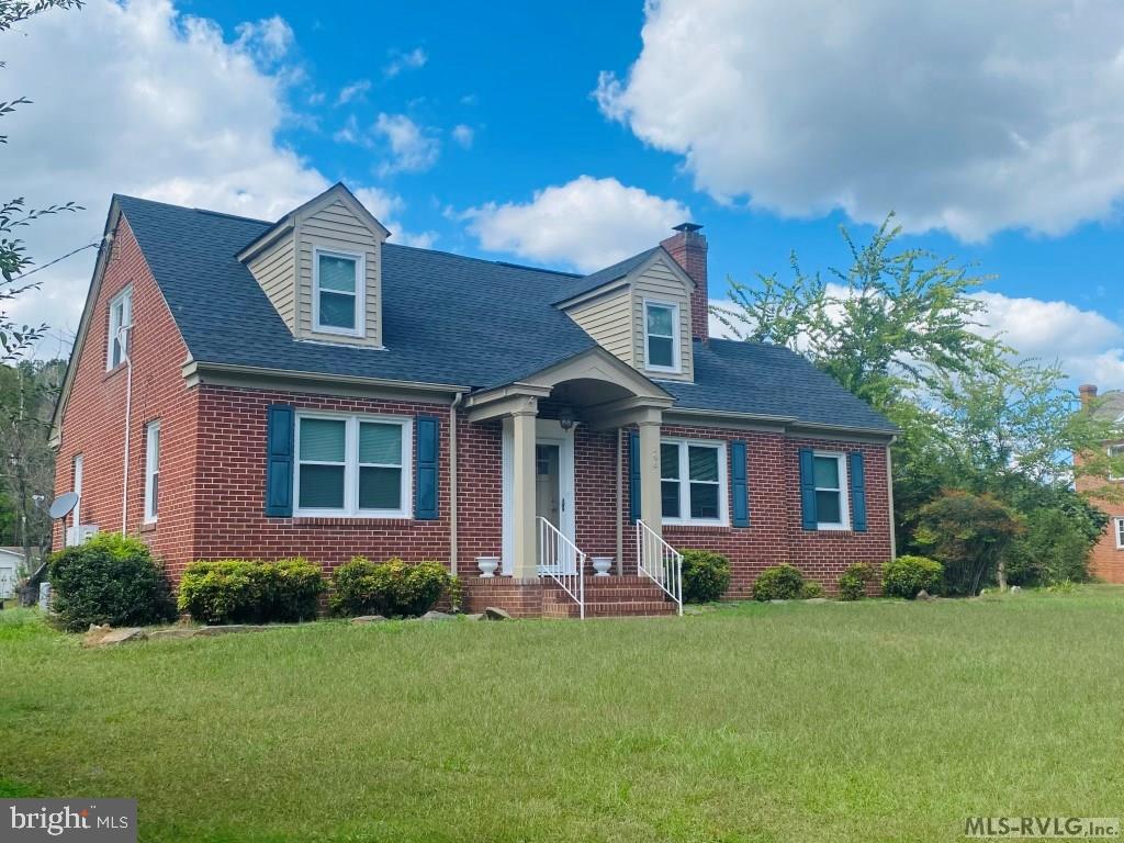 190 MAIN ST, BRODNAX, Virginia 23920, 4 Bedrooms Bedrooms, 13 Rooms Rooms,2 BathroomsBathrooms,Residential,For sale,190 MAIN ST,VABW2000098 MLS # VABW2000098