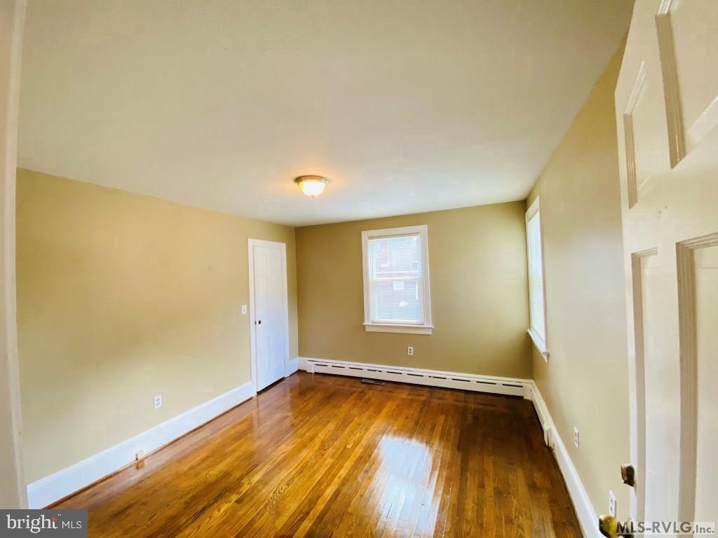 190 MAIN ST, BRODNAX, Virginia 23920, 4 Bedrooms Bedrooms, 13 Rooms Rooms,2 BathroomsBathrooms,Residential,For sale,190 MAIN ST,VABW2000098 MLS # VABW2000098