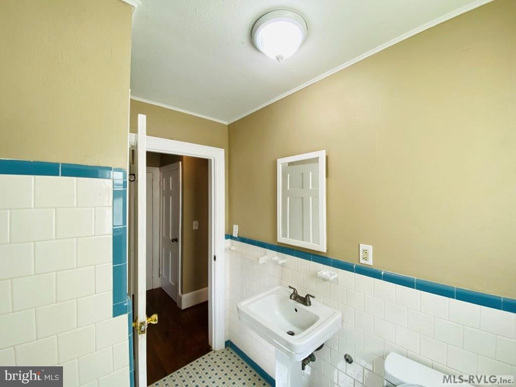 190 MAIN ST, BRODNAX, Virginia 23920, 4 Bedrooms Bedrooms, 13 Rooms Rooms,2 BathroomsBathrooms,Residential,For sale,190 MAIN ST,VABW2000098 MLS # VABW2000098