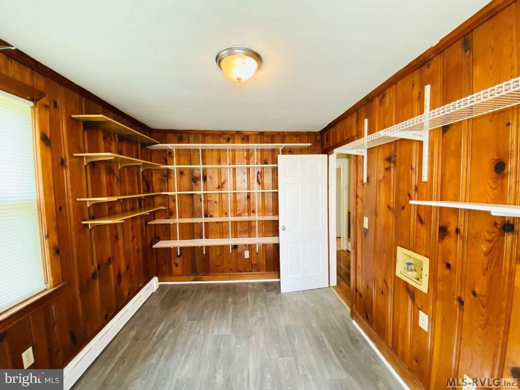 190 MAIN ST, BRODNAX, Virginia 23920, 4 Bedrooms Bedrooms, 13 Rooms Rooms,2 BathroomsBathrooms,Residential,For sale,190 MAIN ST,VABW2000098 MLS # VABW2000098