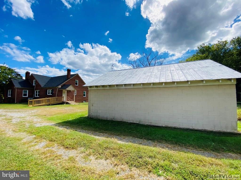 190 MAIN ST, BRODNAX, Virginia 23920, 4 Bedrooms Bedrooms, 13 Rooms Rooms,2 BathroomsBathrooms,Residential,For sale,190 MAIN ST,VABW2000098 MLS # VABW2000098