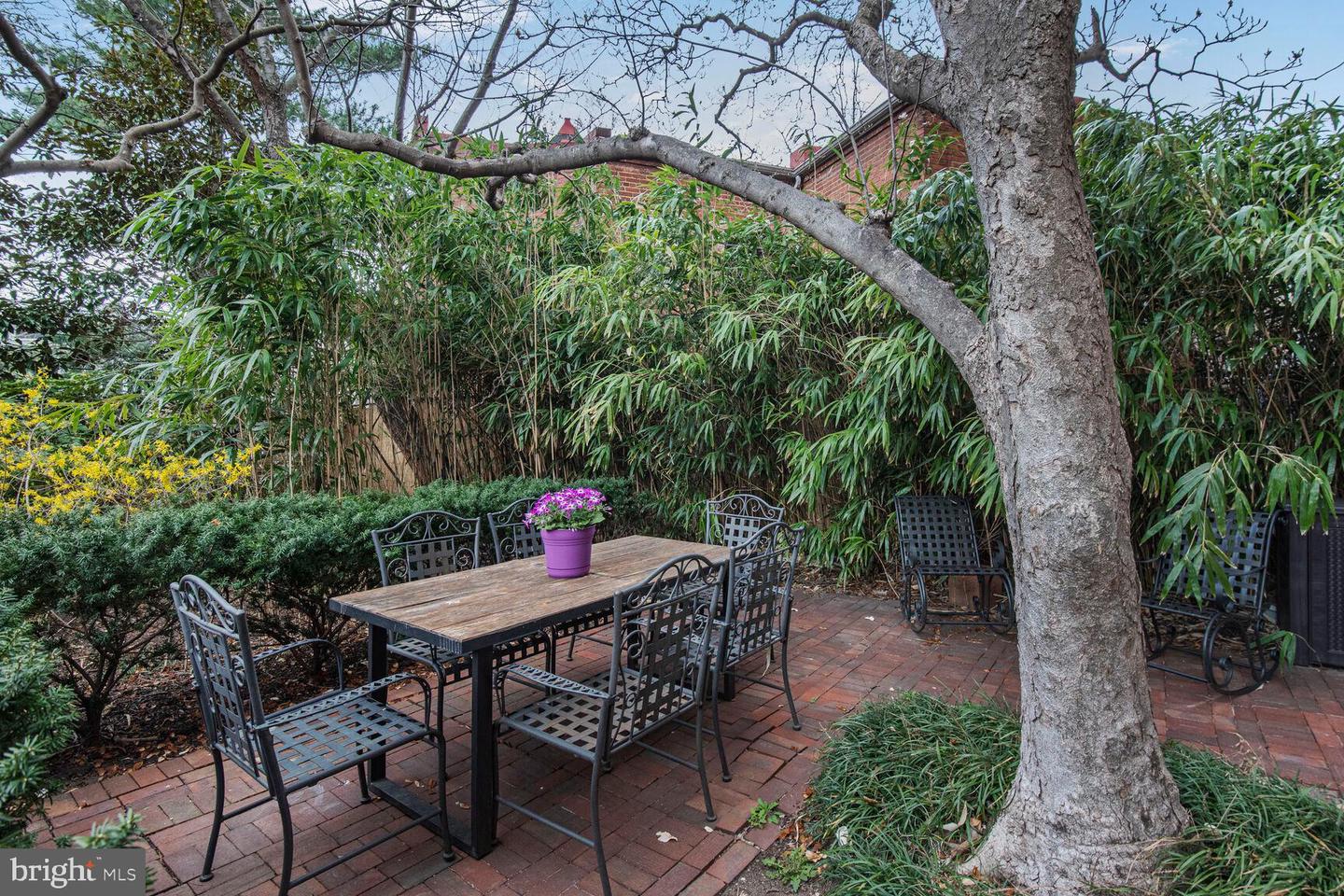 1661 CRESCENT PL NW #102, WASHINGTON, District Of Columbia 20009, 2 Bedrooms Bedrooms, ,2 BathroomsBathrooms,Residential,For sale,1661 CRESCENT PL NW #102,DCDC2244468 MLS # DCDC2244468