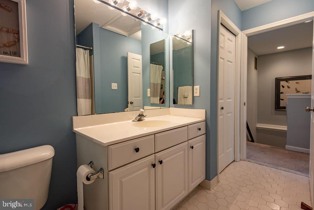 43287 CHOKEBERRY SQ, ASHBURN, Virginia 20147, 3 Bedrooms Bedrooms, ,2 BathroomsBathrooms,Residential,For sale,43287 CHOKEBERRY SQ,VALO2115082 MLS # VALO2115082