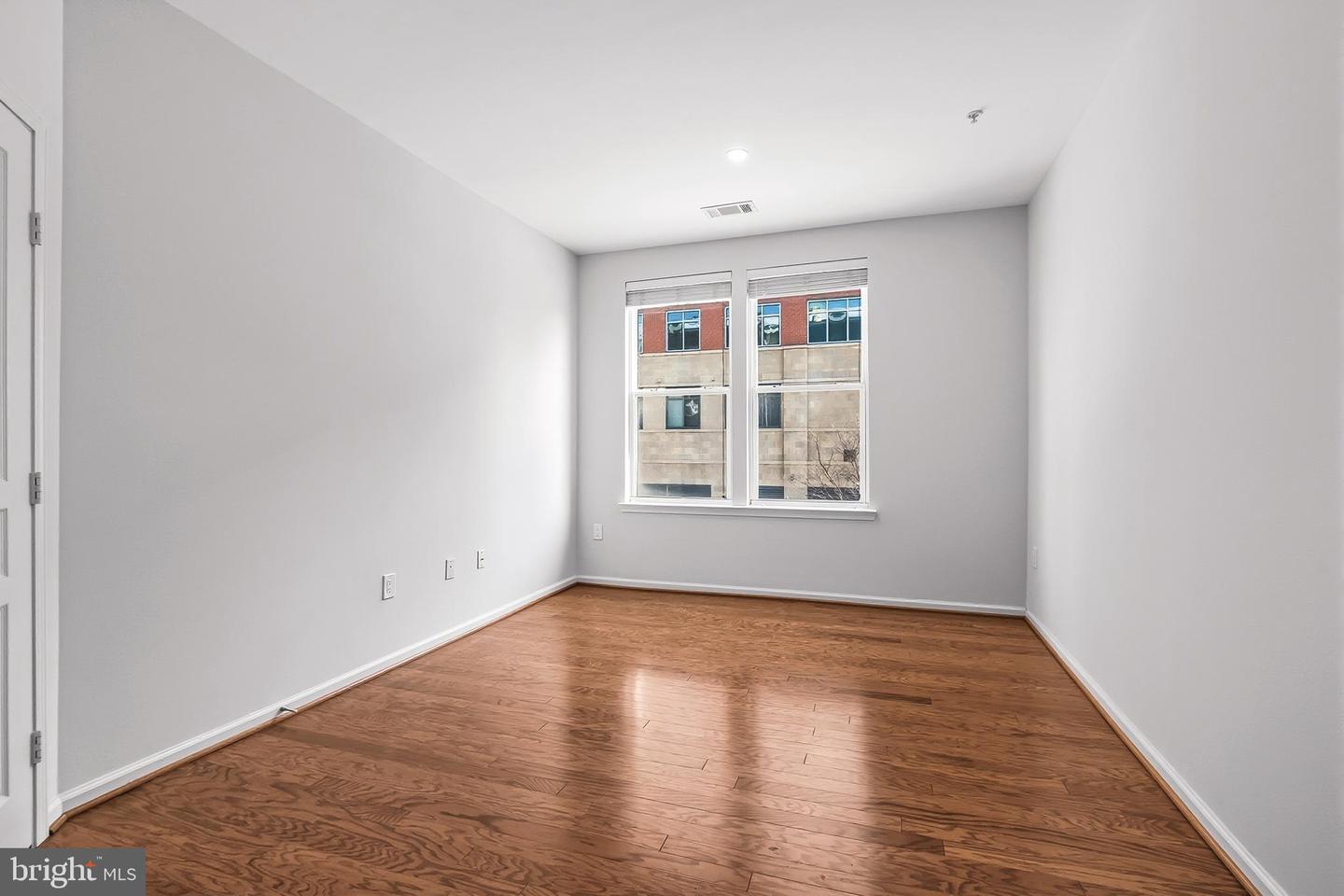 12001 MARKET ST #266, RESTON, Virginia 20190, 2 Bedrooms Bedrooms, ,2 BathroomsBathrooms,Residential,For sale,12001 MARKET ST #266,VAFX2288514 MLS # VAFX2288514