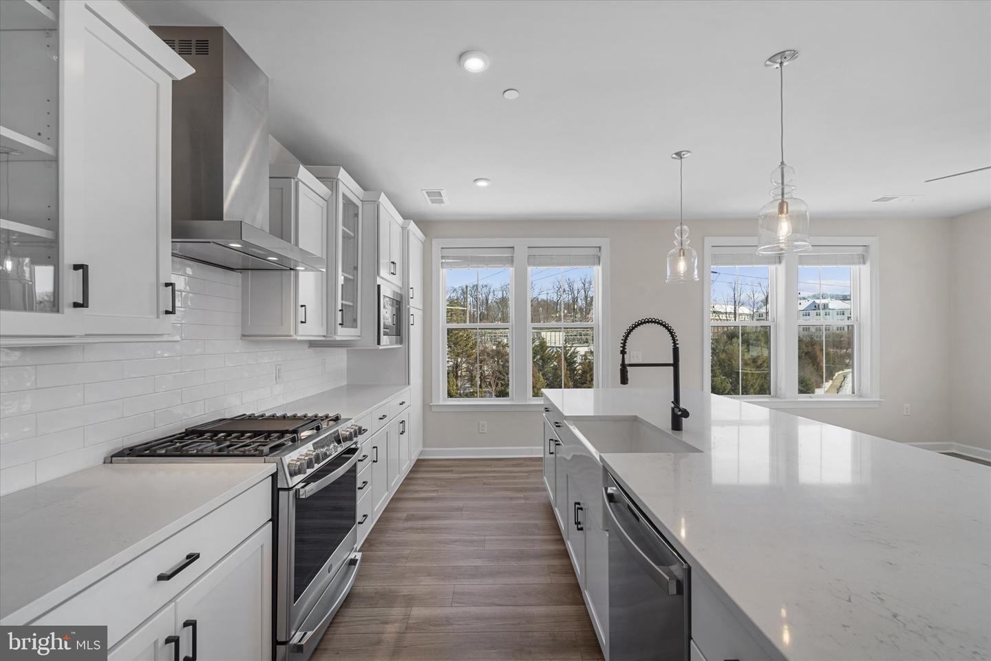 3927 FAIR RIDGE DR #409, FAIRFAX, Virginia 22033, 2 Bedrooms Bedrooms, ,2 BathroomsBathrooms,Residential,For sale,3927 FAIR RIDGE DR #409,VAFX2288538 MLS # VAFX2288538