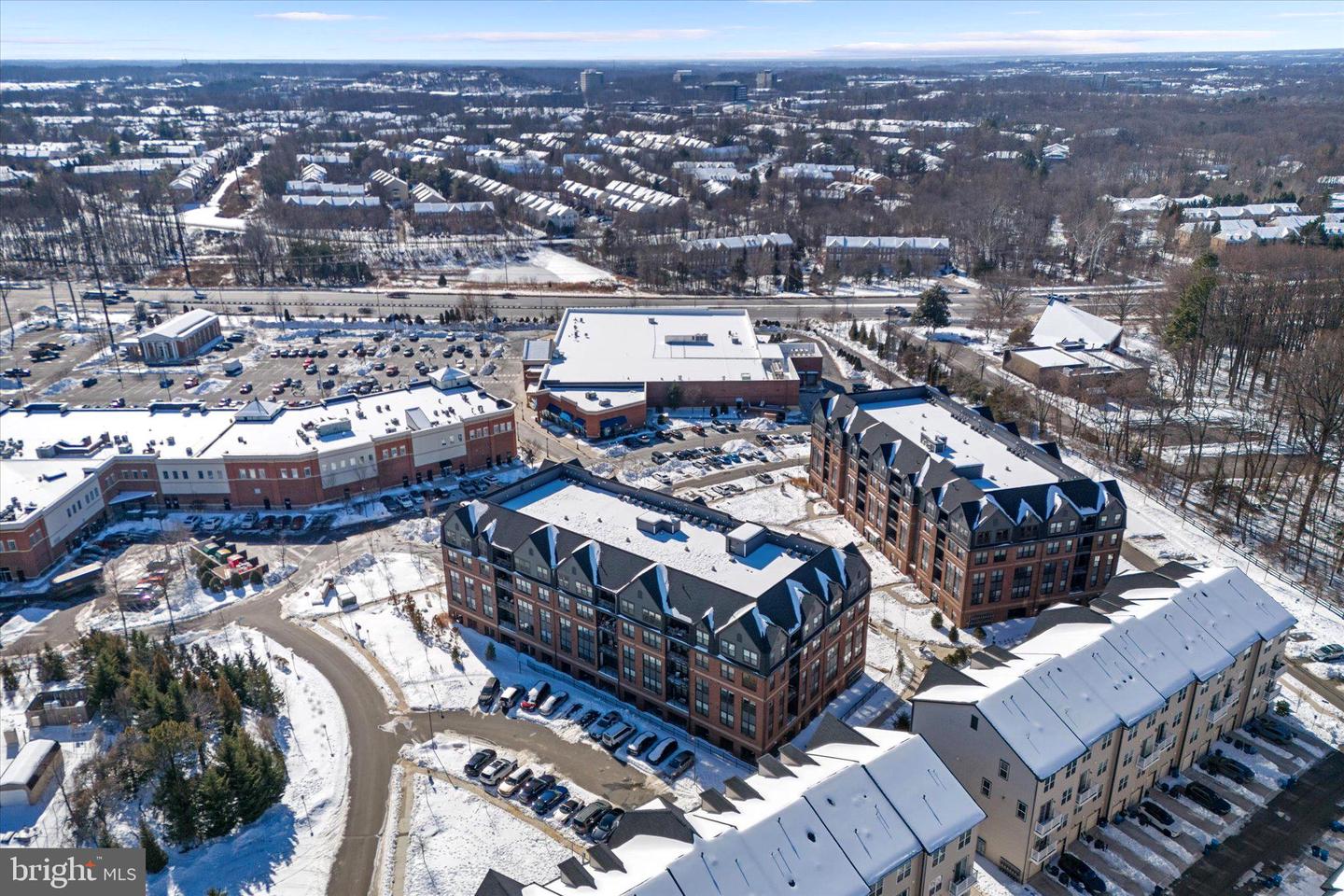 3927 FAIR RIDGE DR #409, FAIRFAX, Virginia 22033, 2 Bedrooms Bedrooms, ,2 BathroomsBathrooms,Residential,For sale,3927 FAIR RIDGE DR #409,VAFX2288538 MLS # VAFX2288538