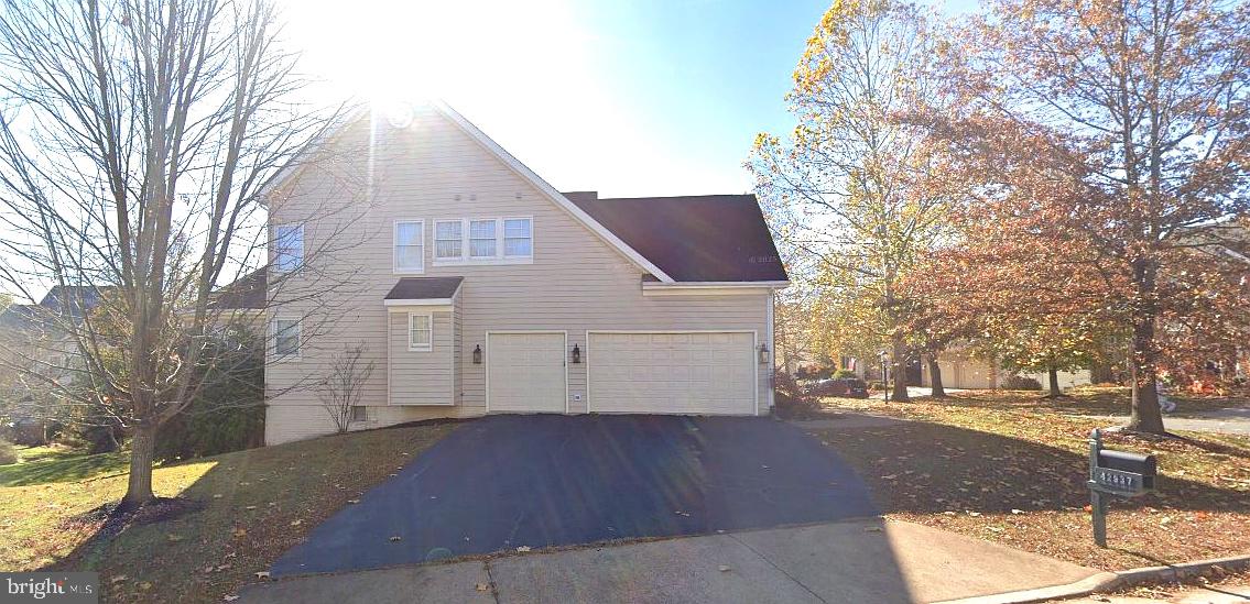 42937 BROOKRIDGE CT, LEESBURG, Virginia 20176, 5 Bedrooms Bedrooms, ,3 BathroomsBathrooms,Residential,For sale,42937 BROOKRIDGE CT,VALO2115092 MLS # VALO2115092