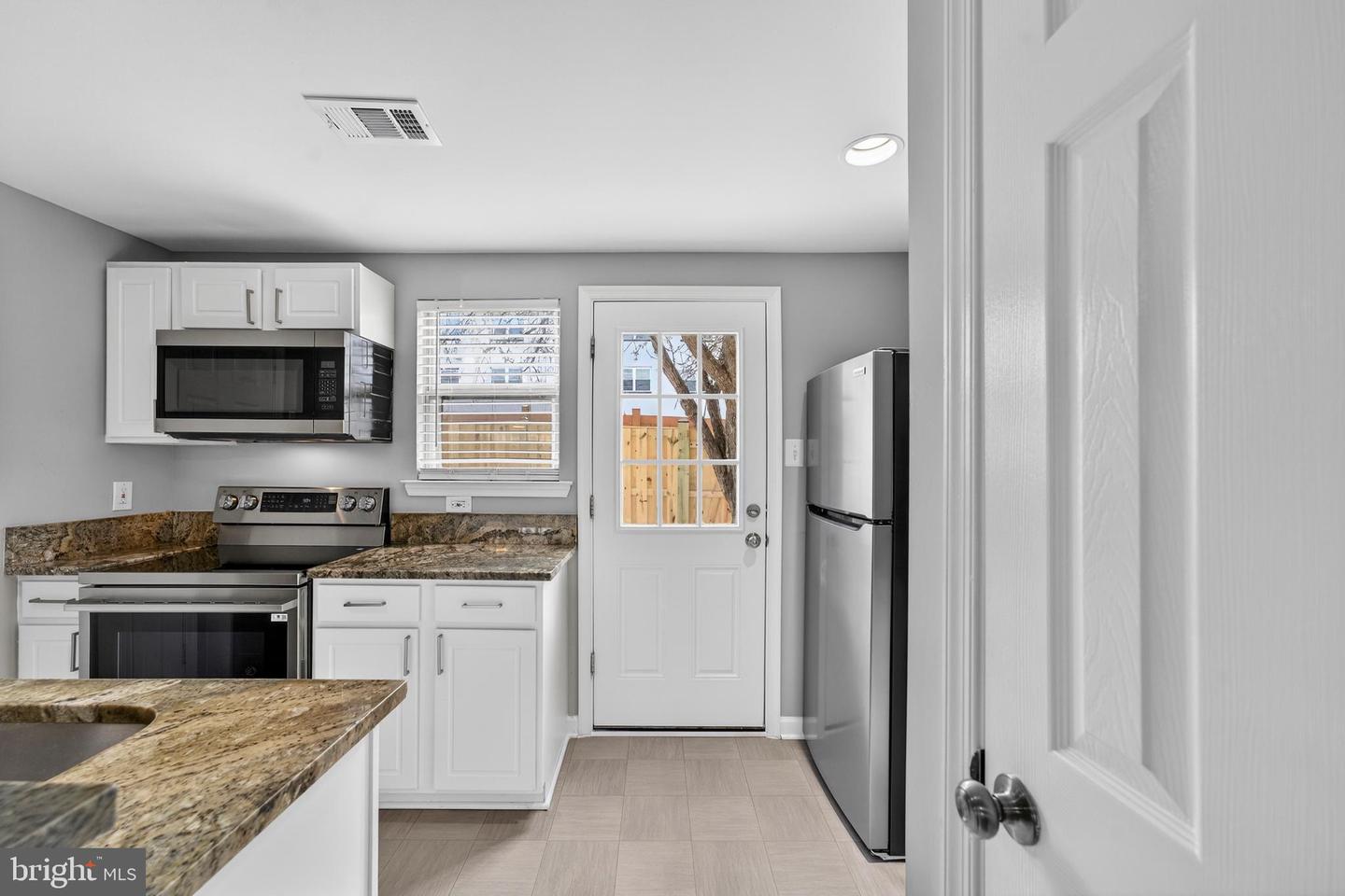 4375 PEMBROOK VILLAGE DR #62, ALEXANDRIA, Virginia 22309, 3 Bedrooms Bedrooms, ,2 BathroomsBathrooms,Residential,For sale,4375 PEMBROOK VILLAGE DR #62,VAFX2288576 MLS # VAFX2288576