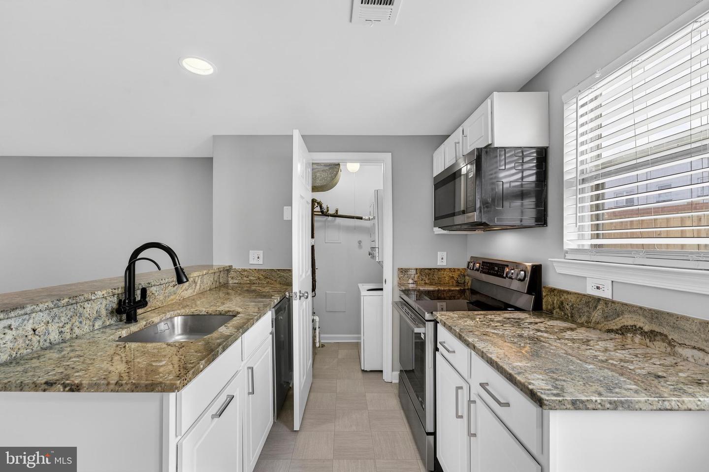 4375 PEMBROOK VILLAGE DR #62, ALEXANDRIA, Virginia 22309, 3 Bedrooms Bedrooms, ,2 BathroomsBathrooms,Residential,For sale,4375 PEMBROOK VILLAGE DR #62,VAFX2288576 MLS # VAFX2288576