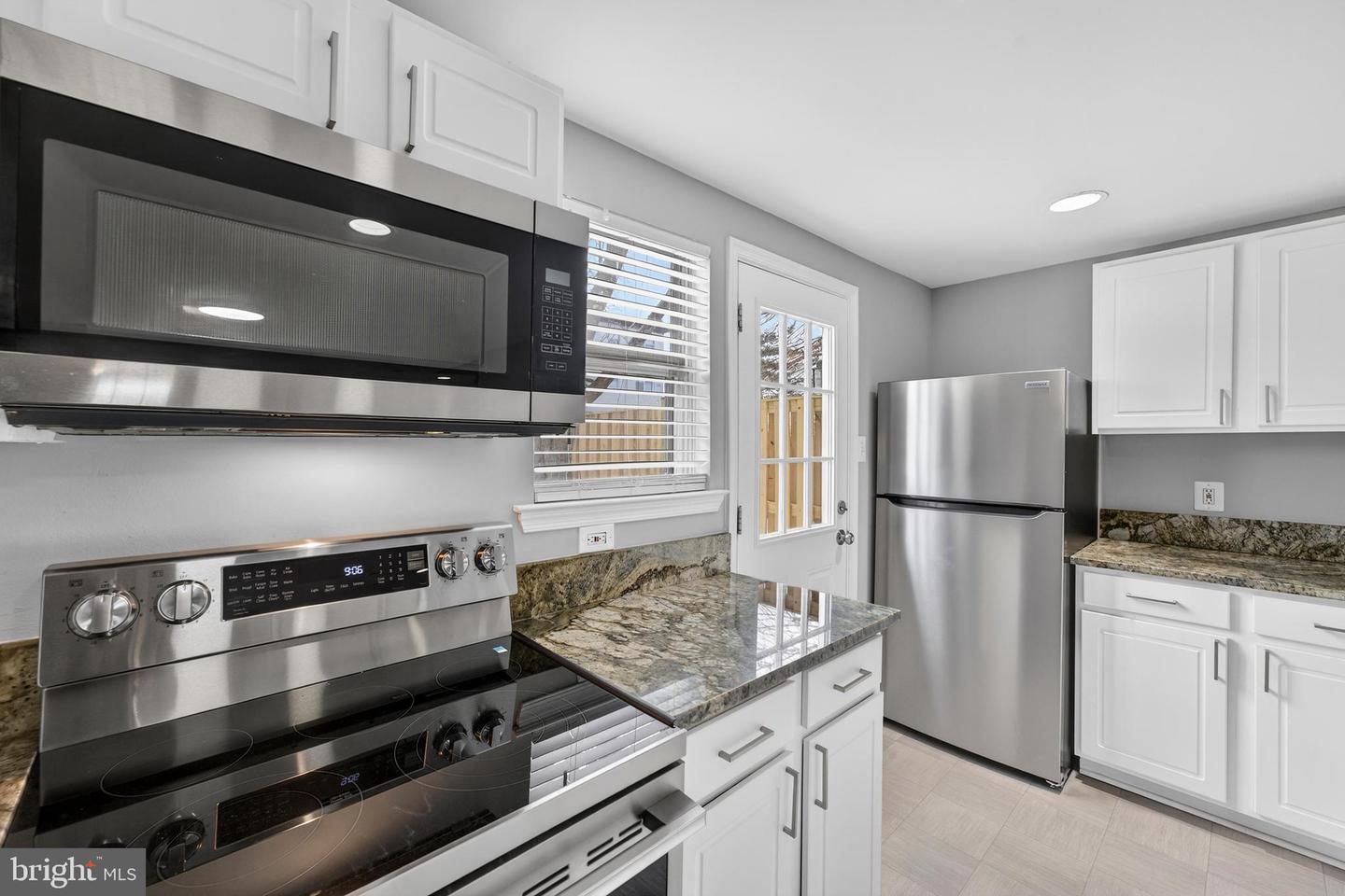 4375 PEMBROOK VILLAGE DR #62, ALEXANDRIA, Virginia 22309, 3 Bedrooms Bedrooms, ,2 BathroomsBathrooms,Residential,For sale,4375 PEMBROOK VILLAGE DR #62,VAFX2288576 MLS # VAFX2288576