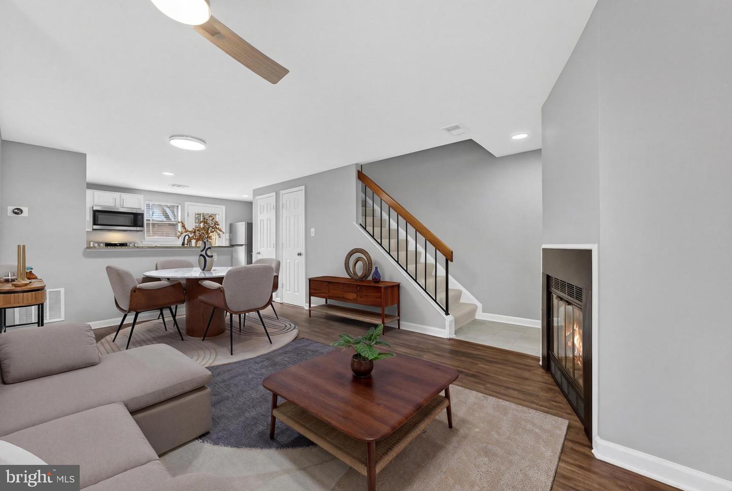 4375 PEMBROOK VILLAGE DR #62, ALEXANDRIA, Virginia 22309, 3 Bedrooms Bedrooms, ,2 BathroomsBathrooms,Residential,For sale,4375 PEMBROOK VILLAGE DR #62,VAFX2288576 MLS # VAFX2288576