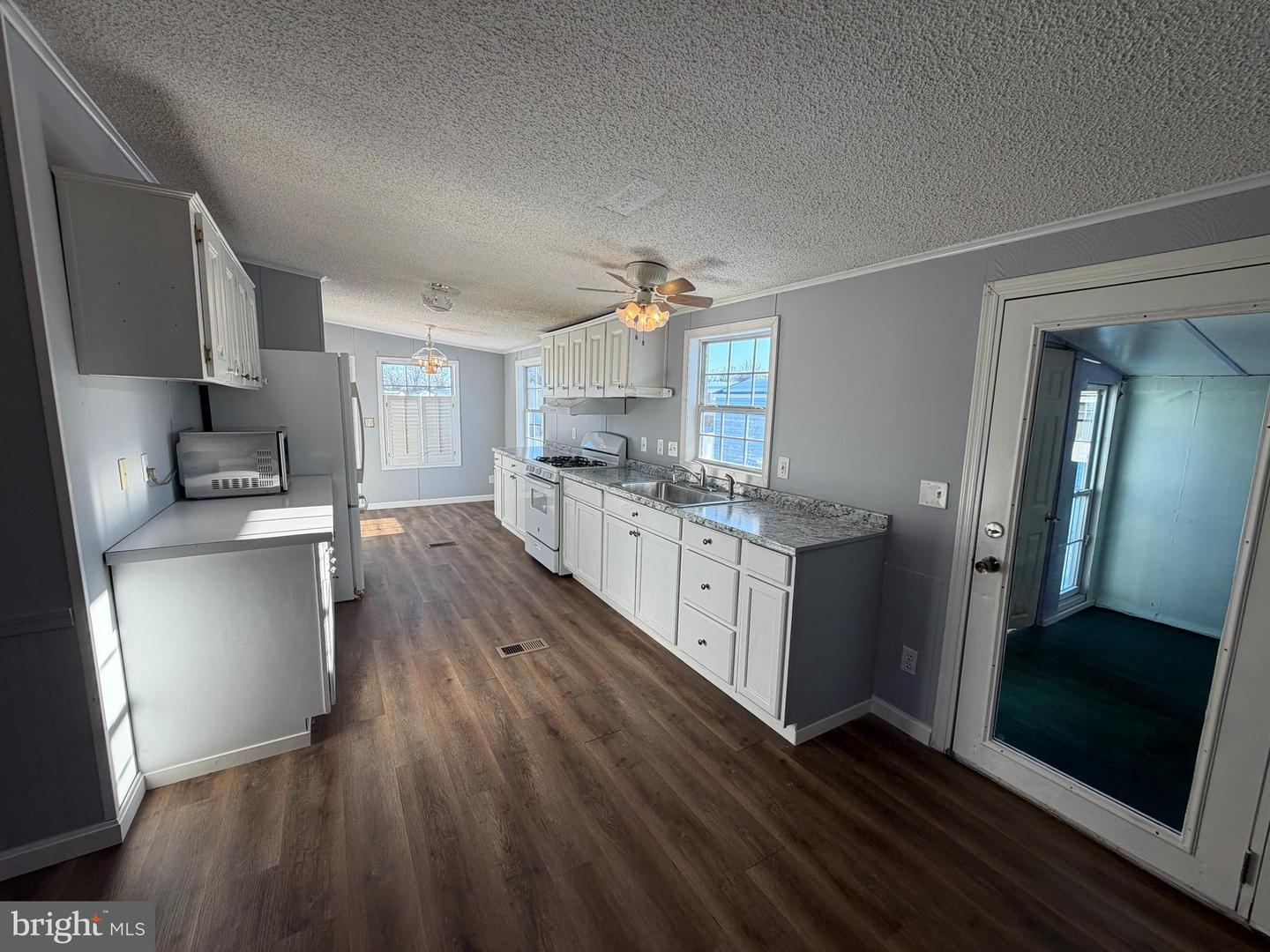 107 SMITH DR, WINCHESTER, Virginia 22603, 3 Bedrooms Bedrooms, ,2 BathroomsBathrooms,Residential,For sale,107 SMITH DR,VAFV2039342 MLS # VAFV2039342