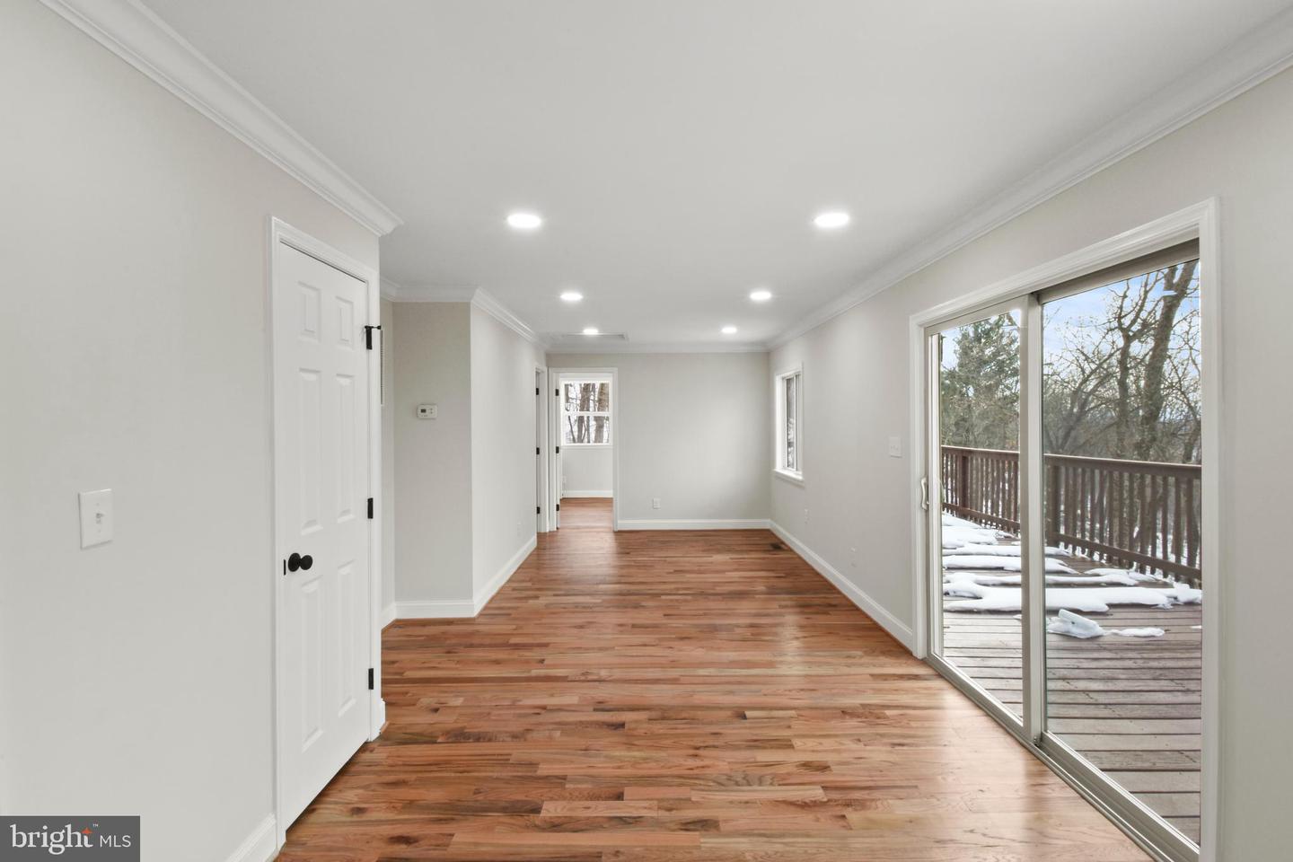 227 CABIN LN, MOUNT JACKSON, Virginia 22842, 2 Bedrooms Bedrooms, 6 Rooms Rooms,2 BathroomsBathrooms,Residential,For sale,227 CABIN LN,VASH2013492 MLS # VASH2013492