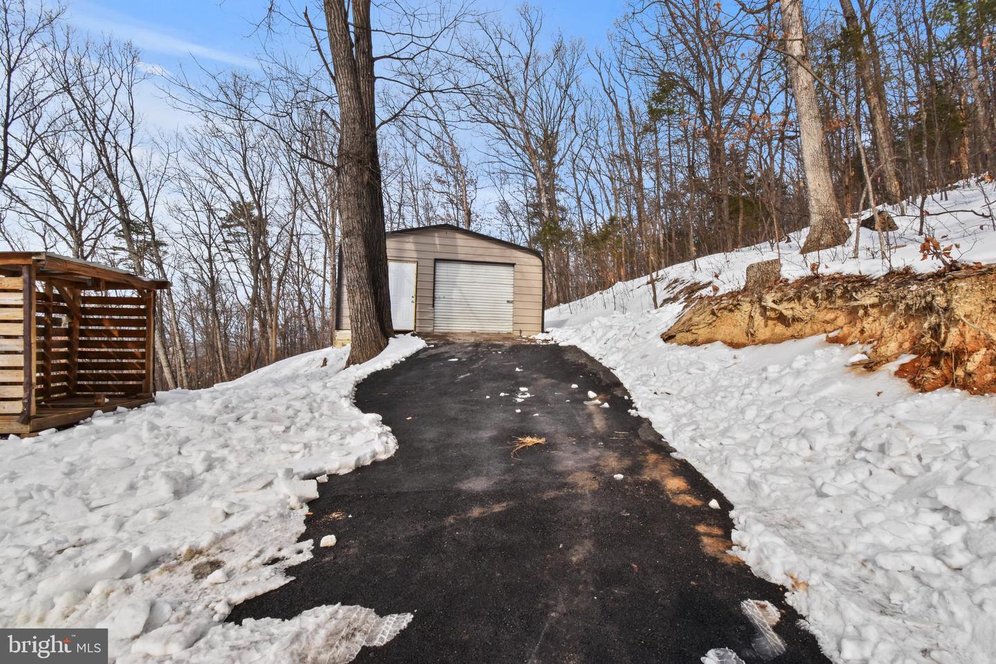 227 CABIN LN, MOUNT JACKSON, Virginia 22842, 2 Bedrooms Bedrooms, 6 Rooms Rooms,2 BathroomsBathrooms,Residential,For sale,227 CABIN LN,VASH2013492 MLS # VASH2013492