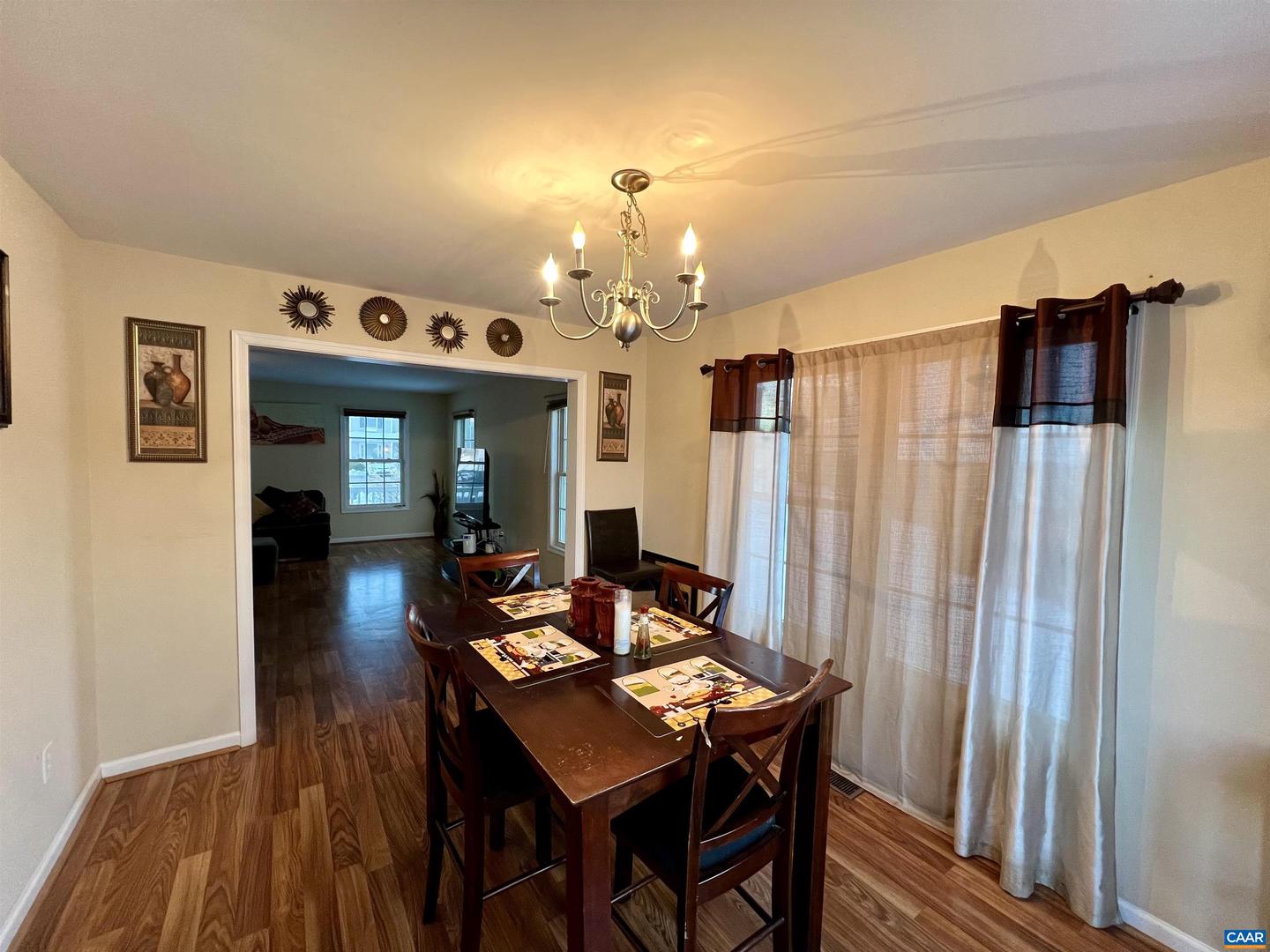 305 OVERVIEW ST, WAYNESBORO, Virginia 22980, 3 Bedrooms Bedrooms, ,2 BathroomsBathrooms,Residential,For sale,305 OVERVIEW ST,672967 MLS # 672967