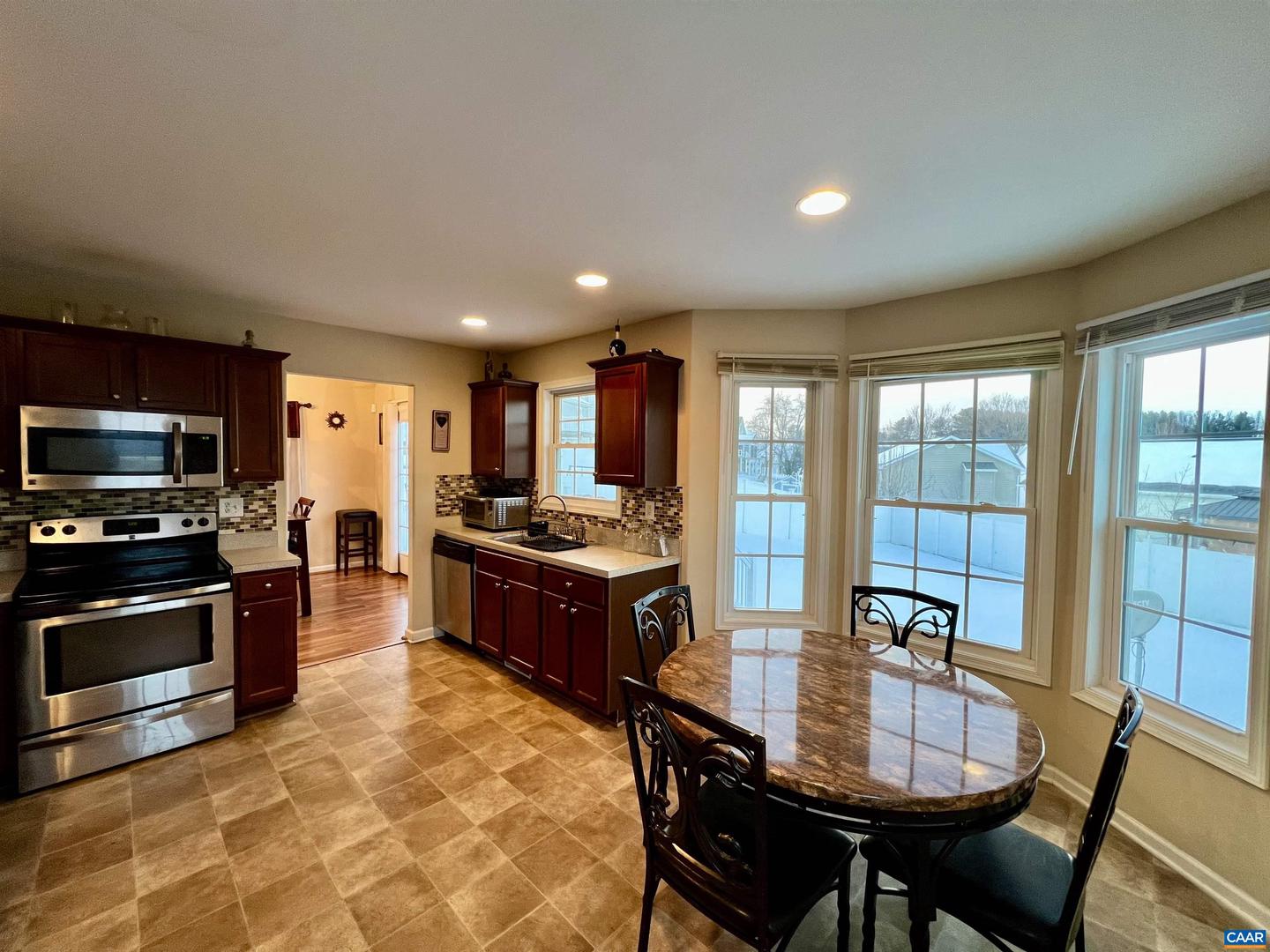 305 OVERVIEW ST, WAYNESBORO, Virginia 22980, 3 Bedrooms Bedrooms, ,2 BathroomsBathrooms,Residential,For sale,305 OVERVIEW ST,672967 MLS # 672967