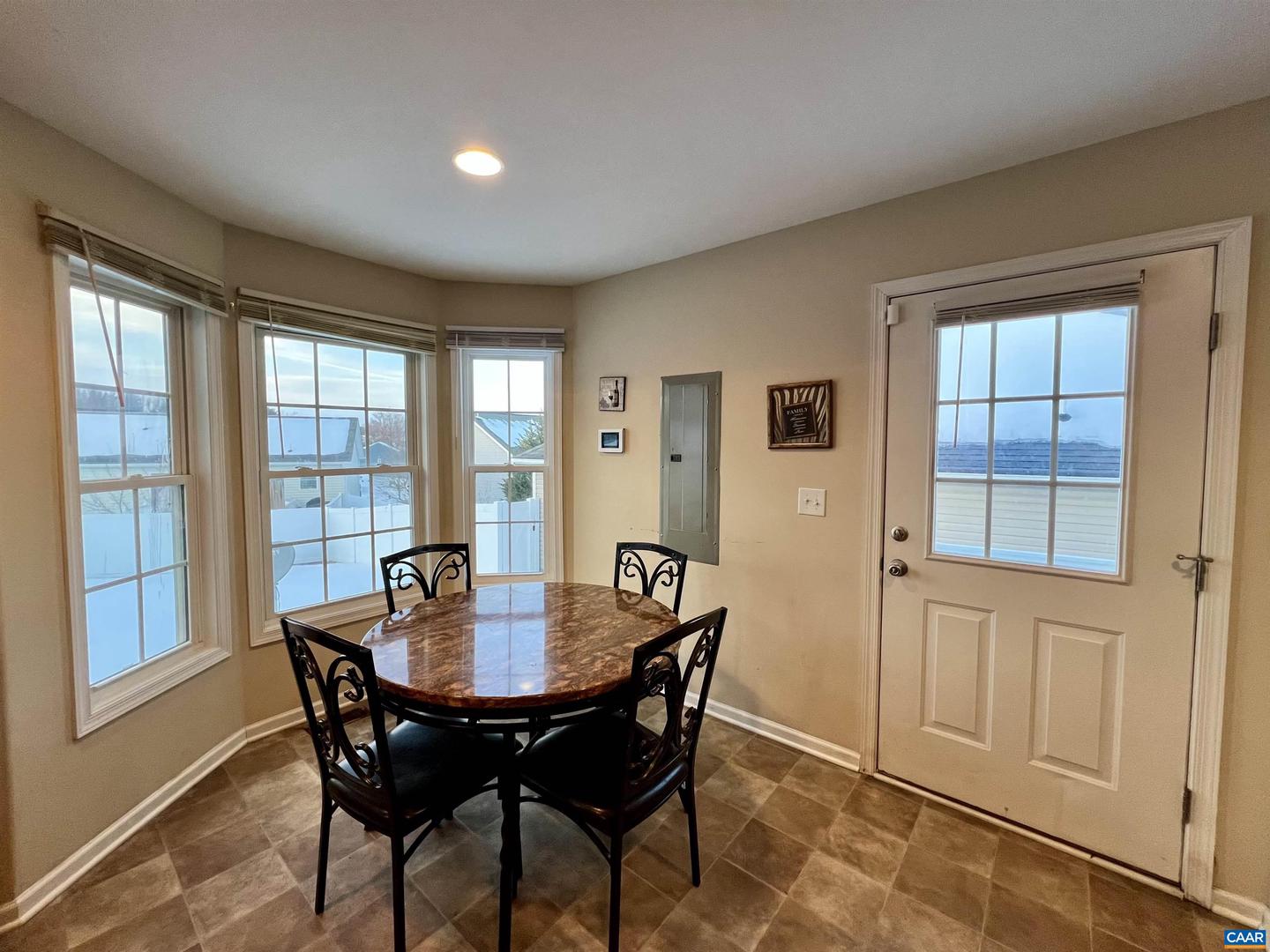 305 OVERVIEW ST, WAYNESBORO, Virginia 22980, 3 Bedrooms Bedrooms, ,2 BathroomsBathrooms,Residential,For sale,305 OVERVIEW ST,672967 MLS # 672967