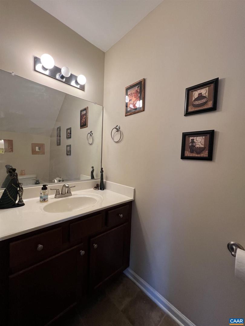 305 OVERVIEW ST, WAYNESBORO, Virginia 22980, 3 Bedrooms Bedrooms, ,2 BathroomsBathrooms,Residential,For sale,305 OVERVIEW ST,672967 MLS # 672967