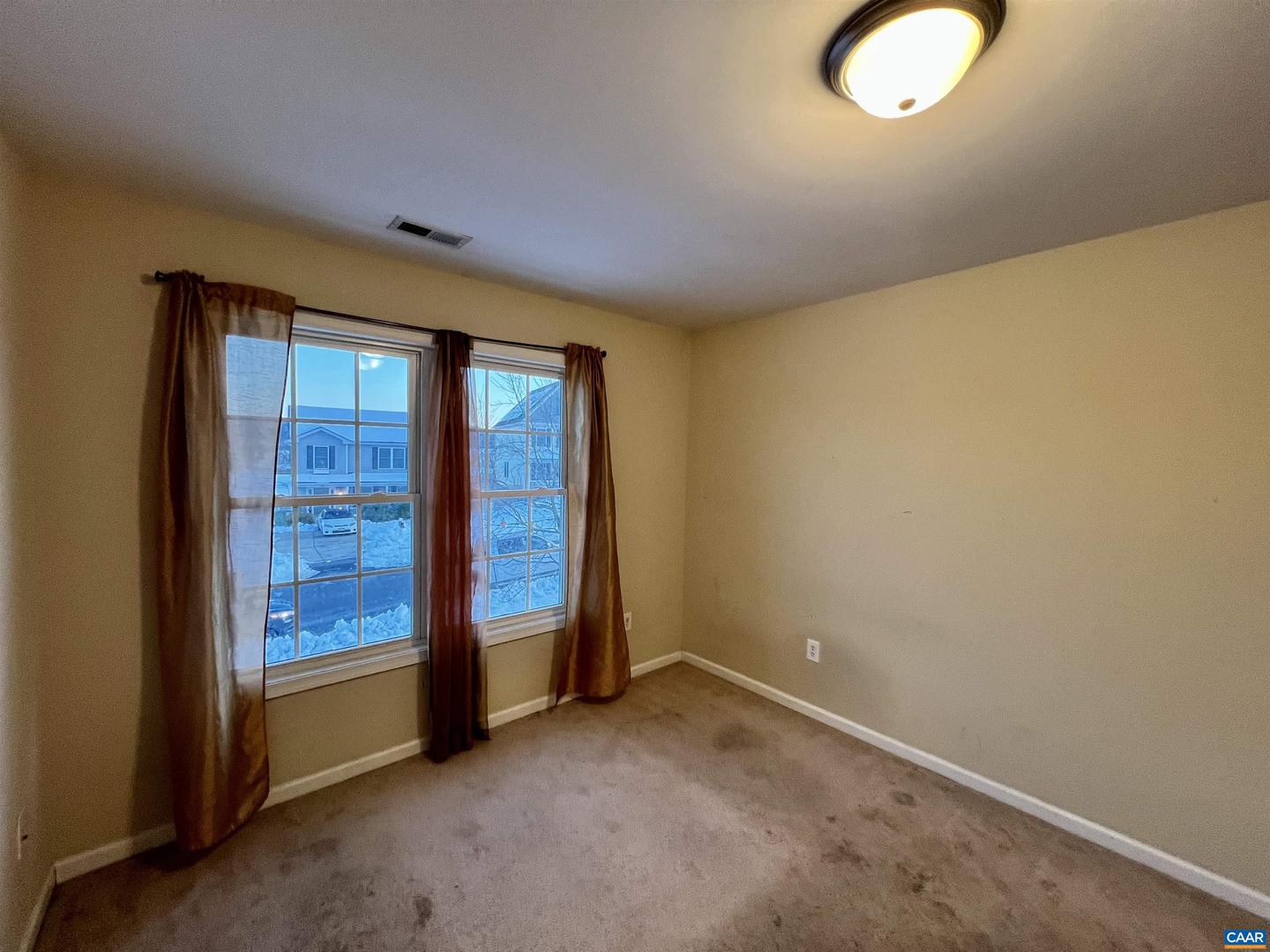 305 OVERVIEW ST, WAYNESBORO, Virginia 22980, 3 Bedrooms Bedrooms, ,2 BathroomsBathrooms,Residential,For sale,305 OVERVIEW ST,672967 MLS # 672967