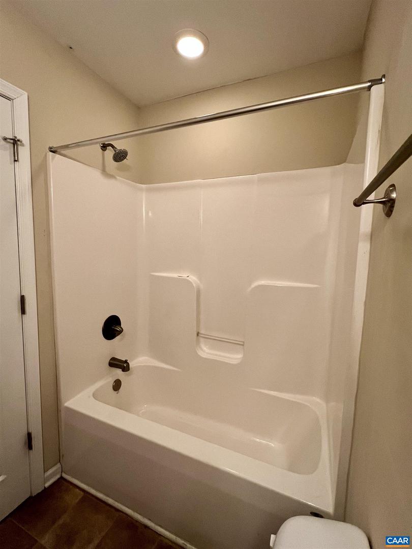 305 OVERVIEW ST, WAYNESBORO, Virginia 22980, 3 Bedrooms Bedrooms, ,2 BathroomsBathrooms,Residential,For sale,305 OVERVIEW ST,672967 MLS # 672967