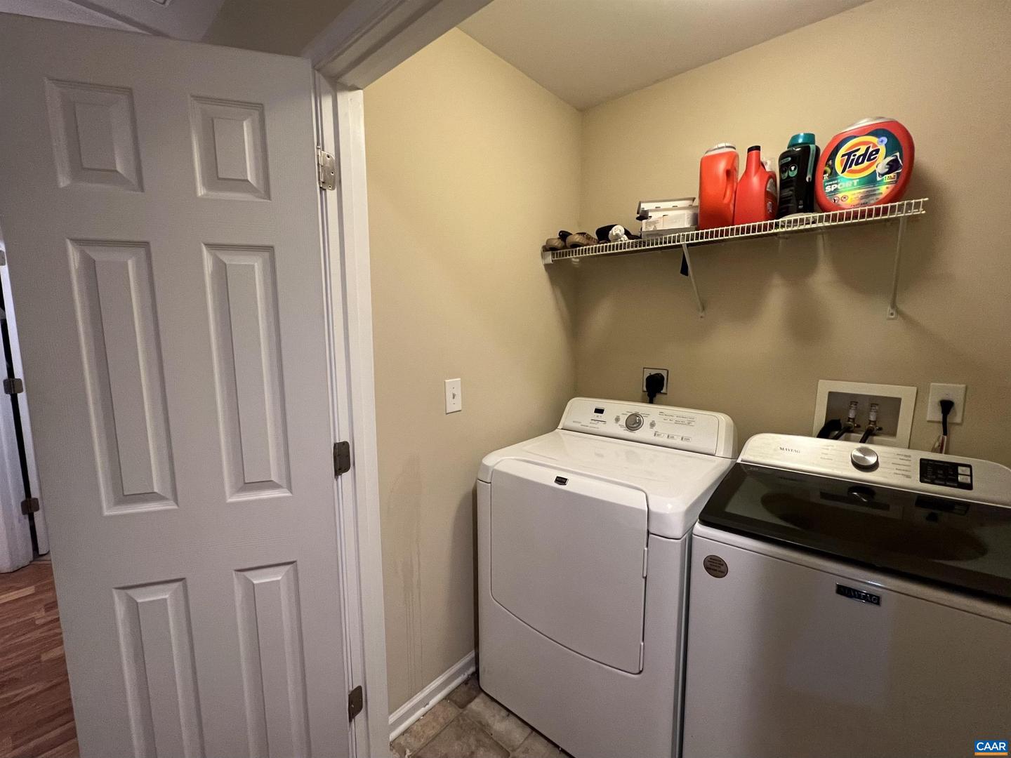 305 OVERVIEW ST, WAYNESBORO, Virginia 22980, 3 Bedrooms Bedrooms, ,2 BathroomsBathrooms,Residential,For sale,305 OVERVIEW ST,672967 MLS # 672967