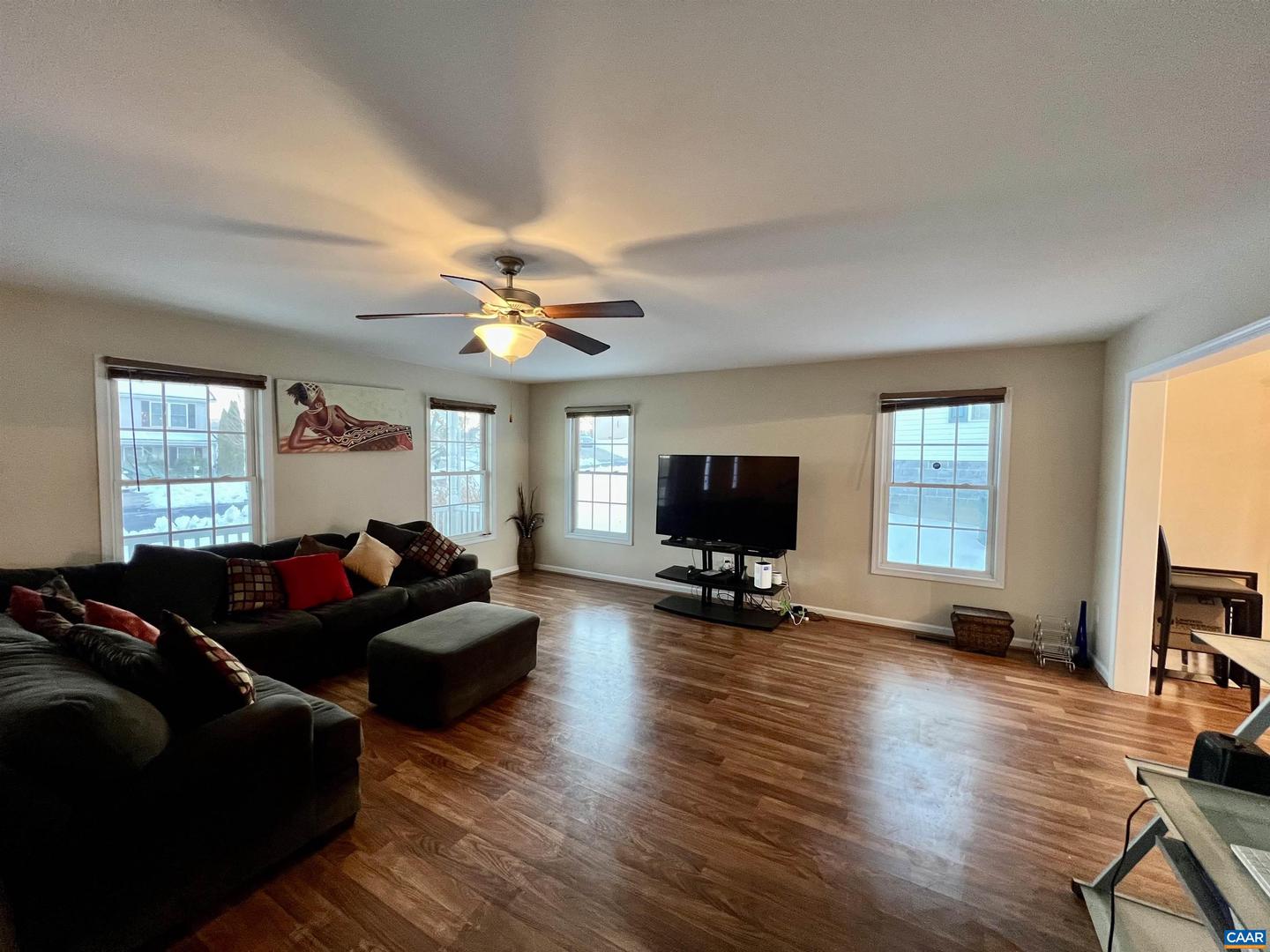 305 OVERVIEW ST, WAYNESBORO, Virginia 22980, 3 Bedrooms Bedrooms, ,2 BathroomsBathrooms,Residential,For sale,305 OVERVIEW ST,672967 MLS # 672967