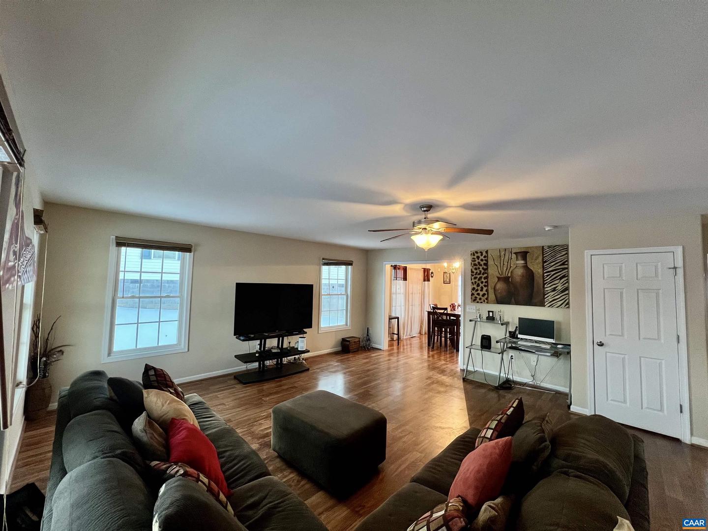 305 OVERVIEW ST, WAYNESBORO, Virginia 22980, 3 Bedrooms Bedrooms, ,2 BathroomsBathrooms,Residential,For sale,305 OVERVIEW ST,672967 MLS # 672967