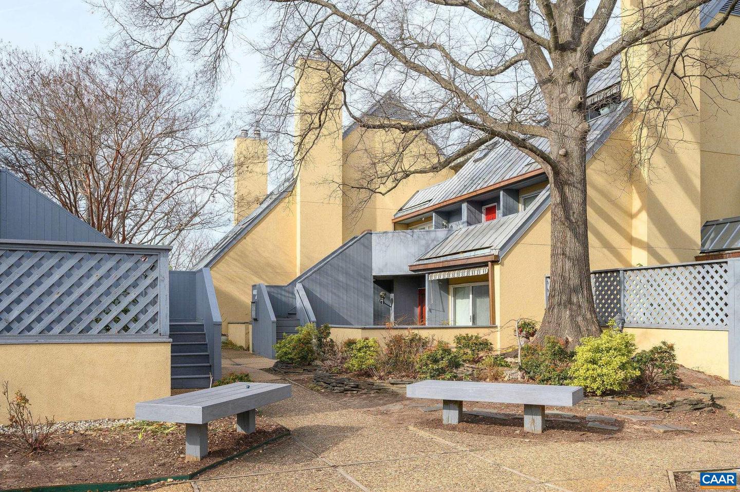 311 NW 2ND ST #B, CHARLOTTESVILLE, Virginia 22902, 3 Bedrooms Bedrooms, ,2 BathroomsBathrooms,Residential,For sale,311 NW 2ND ST #B,672968 MLS # 672968