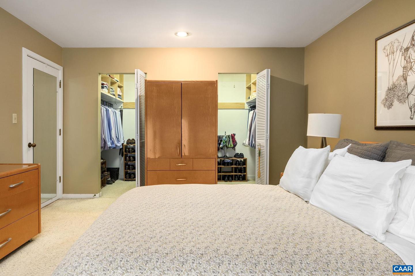 311 NW 2ND ST #B, CHARLOTTESVILLE, Virginia 22902, 3 Bedrooms Bedrooms, ,2 BathroomsBathrooms,Residential,For sale,311 NW 2ND ST #B,672968 MLS # 672968