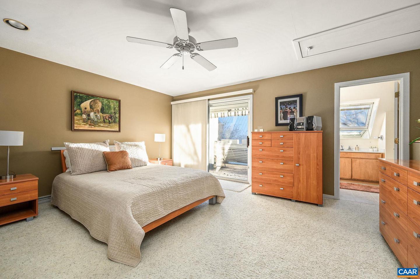 311 NW 2ND ST #B, CHARLOTTESVILLE, Virginia 22902, 3 Bedrooms Bedrooms, ,2 BathroomsBathrooms,Residential,For sale,311 NW 2ND ST #B,672968 MLS # 672968