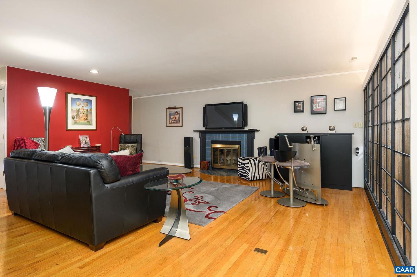 311 NW 2ND ST #B, CHARLOTTESVILLE, Virginia 22902, 3 Bedrooms Bedrooms, ,2 BathroomsBathrooms,Residential,For sale,311 NW 2ND ST #B,672968 MLS # 672968