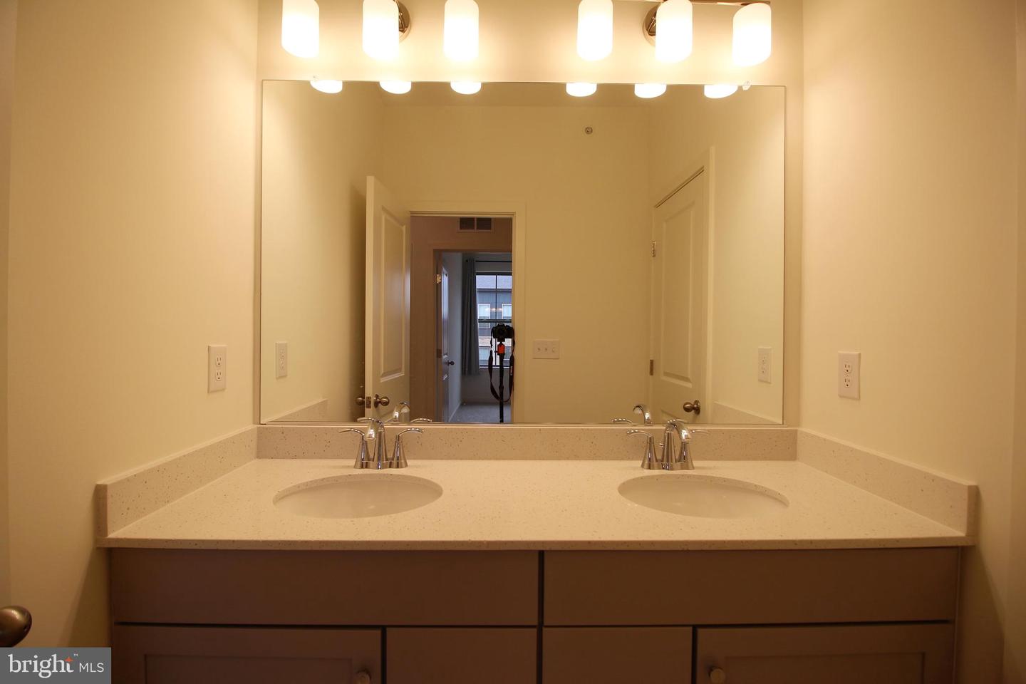 45942 RAVEN TER, STERLING, Virginia 20165, 3 Bedrooms Bedrooms, ,2 BathroomsBathrooms,Residential,For sale,45942 RAVEN TER,VALO2115120 MLS # VALO2115120