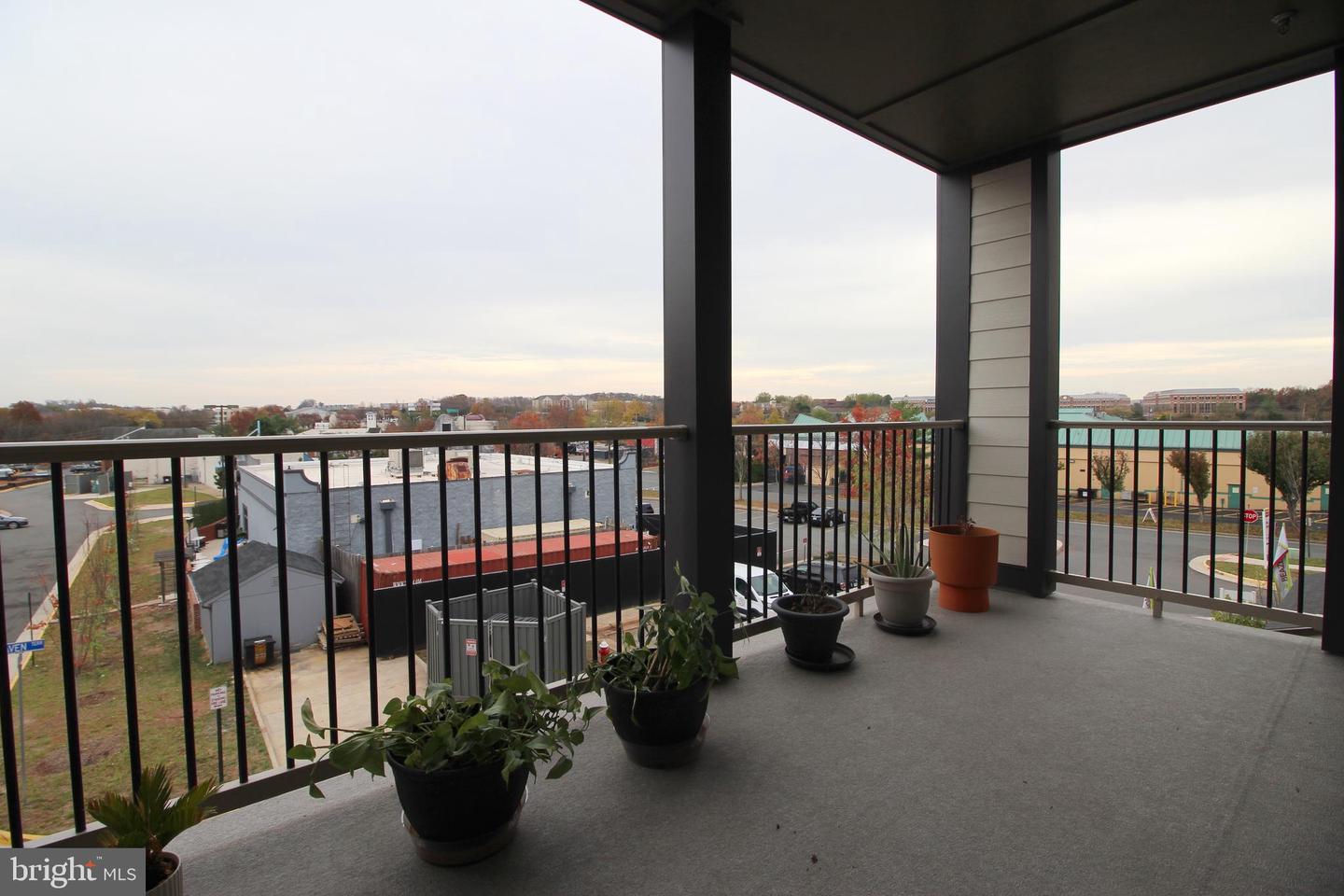 45942 RAVEN TER, STERLING, Virginia 20165, 3 Bedrooms Bedrooms, ,2 BathroomsBathrooms,Residential,For sale,45942 RAVEN TER,VALO2115120 MLS # VALO2115120