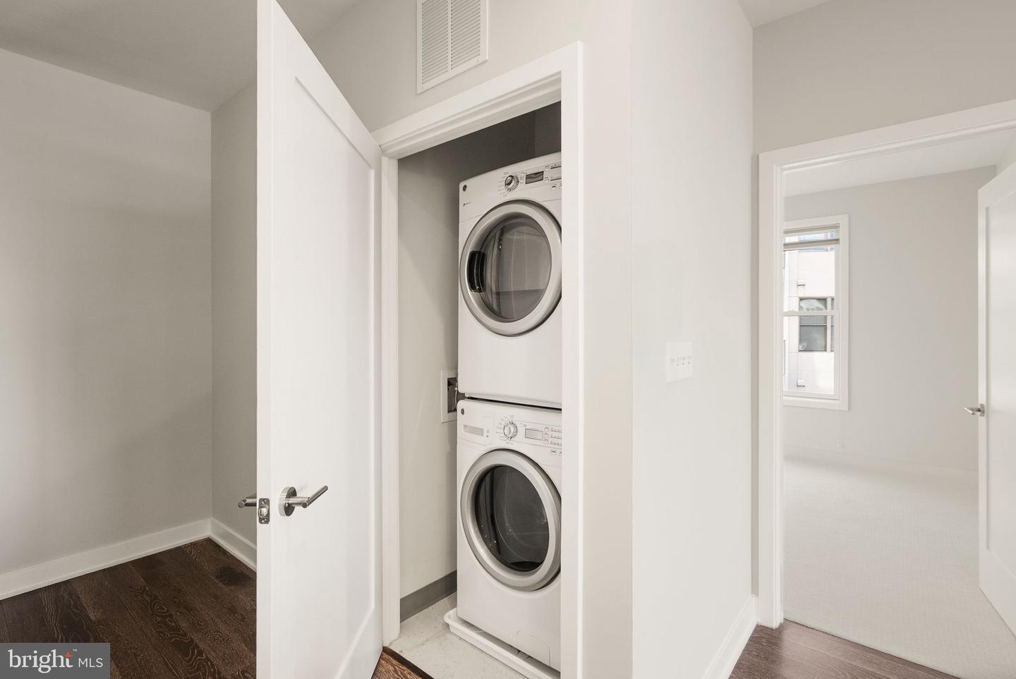 1350 MARYLAND AVE NE #315, WASHINGTON, District Of Columbia 20002, 2 Bedrooms Bedrooms, ,2 BathroomsBathrooms,Residential,For sale,1350 MARYLAND AVE NE #315,DCDC2244352 MLS # DCDC2244352