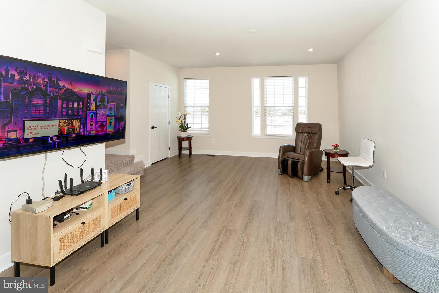 19418 PAIUTE TER, LEESBURG, Virginia 20175, 5 Bedrooms Bedrooms, ,4 BathroomsBathrooms,Residential,For sale,19418 PAIUTE TER,VALO2115142 MLS # VALO2115142