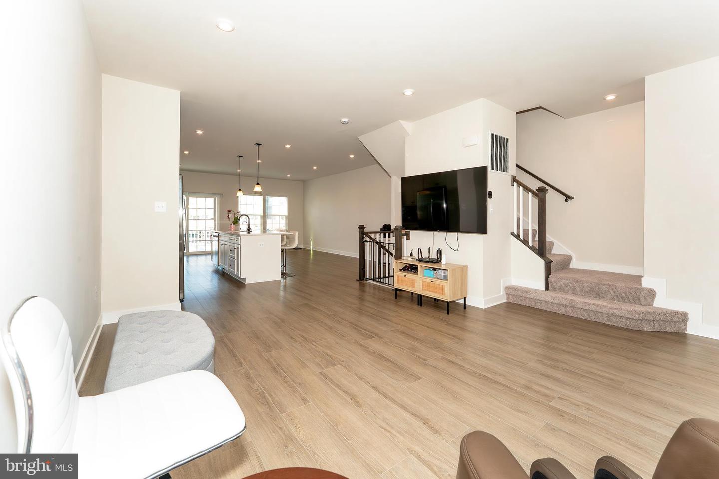 19418 PAIUTE TER, LEESBURG, Virginia 20175, 5 Bedrooms Bedrooms, ,4 BathroomsBathrooms,Residential,For sale,19418 PAIUTE TER,VALO2115142 MLS # VALO2115142