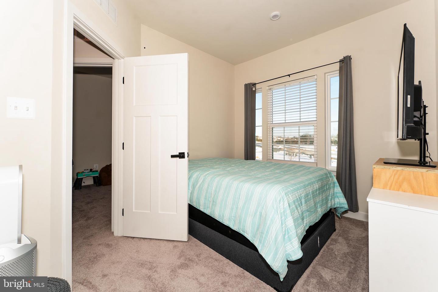 19418 PAIUTE TER, LEESBURG, Virginia 20175, 5 Bedrooms Bedrooms, ,4 BathroomsBathrooms,Residential,For sale,19418 PAIUTE TER,VALO2115142 MLS # VALO2115142