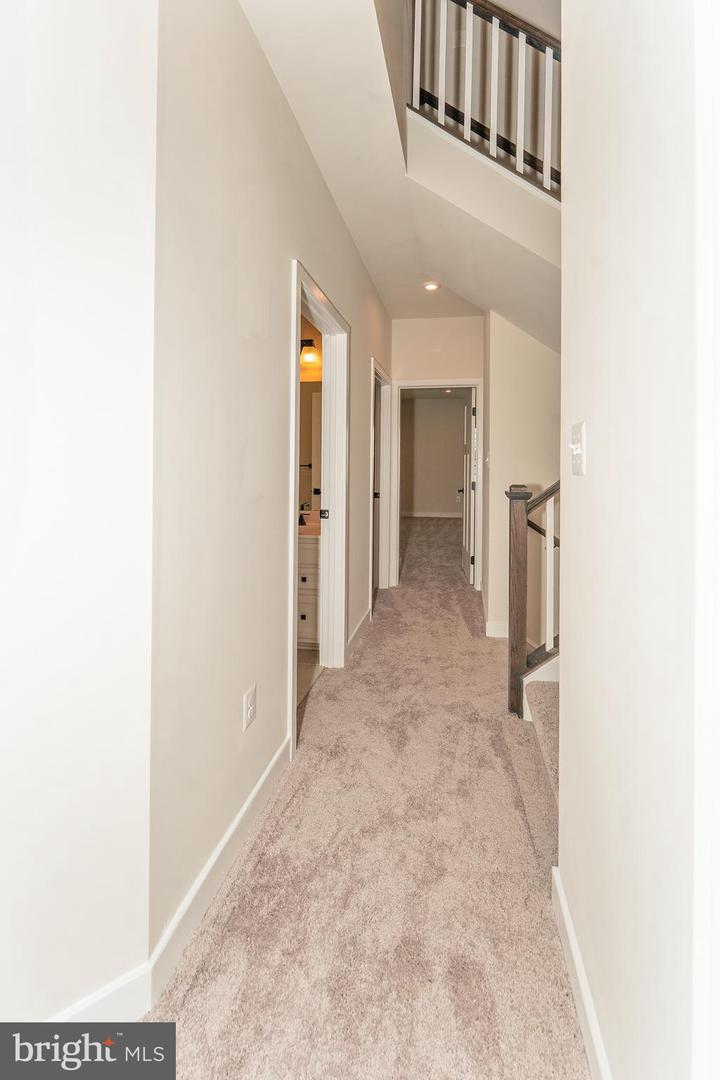 19418 PAIUTE TER, LEESBURG, Virginia 20175, 5 Bedrooms Bedrooms, ,4 BathroomsBathrooms,Residential,For sale,19418 PAIUTE TER,VALO2115142 MLS # VALO2115142