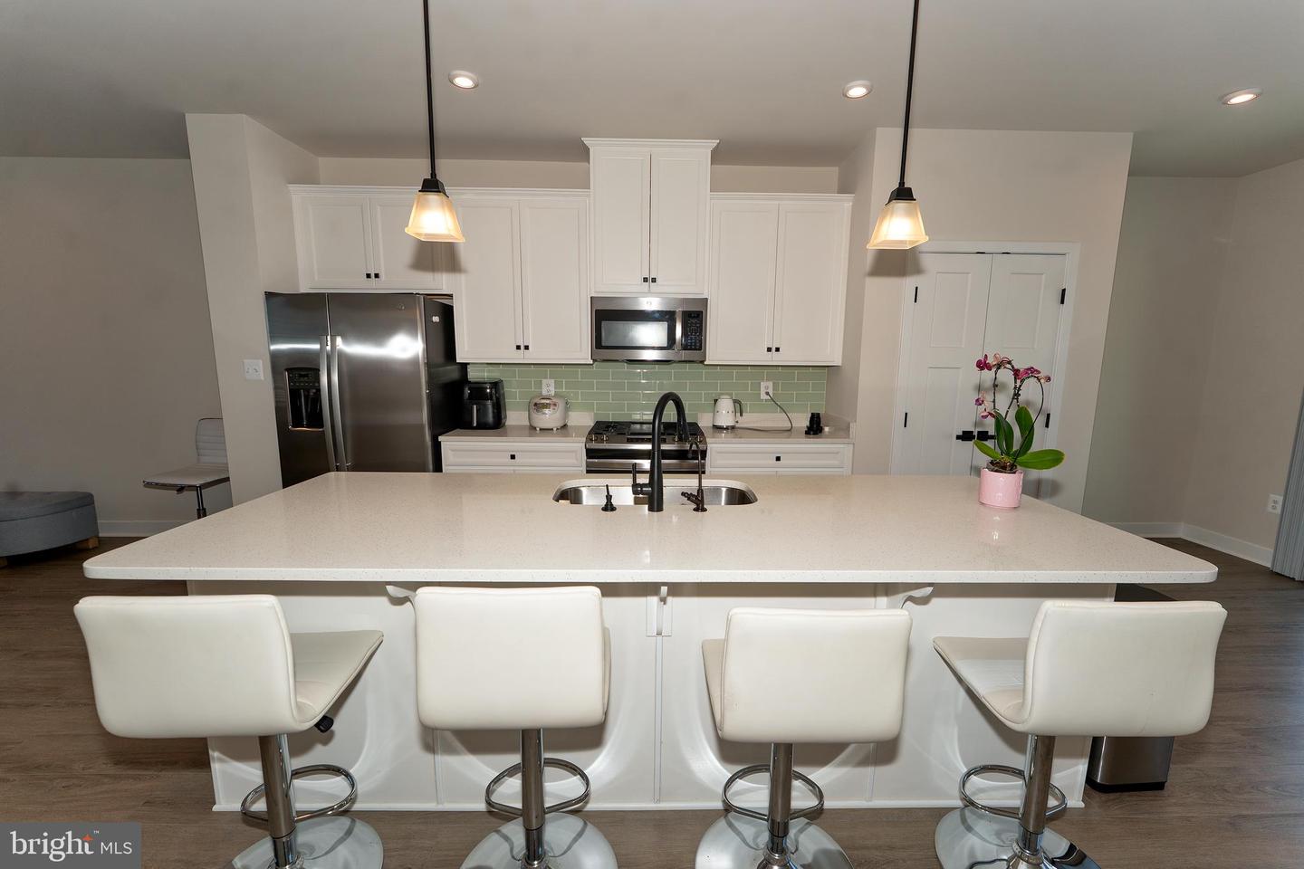 19418 PAIUTE TER, LEESBURG, Virginia 20175, 5 Bedrooms Bedrooms, ,4 BathroomsBathrooms,Residential,For sale,19418 PAIUTE TER,VALO2115142 MLS # VALO2115142