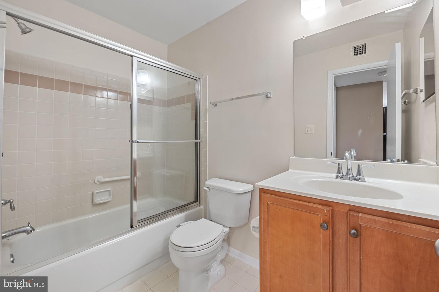 1723 ASCOT WAY #A, RESTON, Virginia 20190, 2 Bedrooms Bedrooms, 6 Rooms Rooms,1 BathroomBathrooms,Residential,For sale,1723 ASCOT WAY #A,VAFX2288678 MLS # VAFX2288678